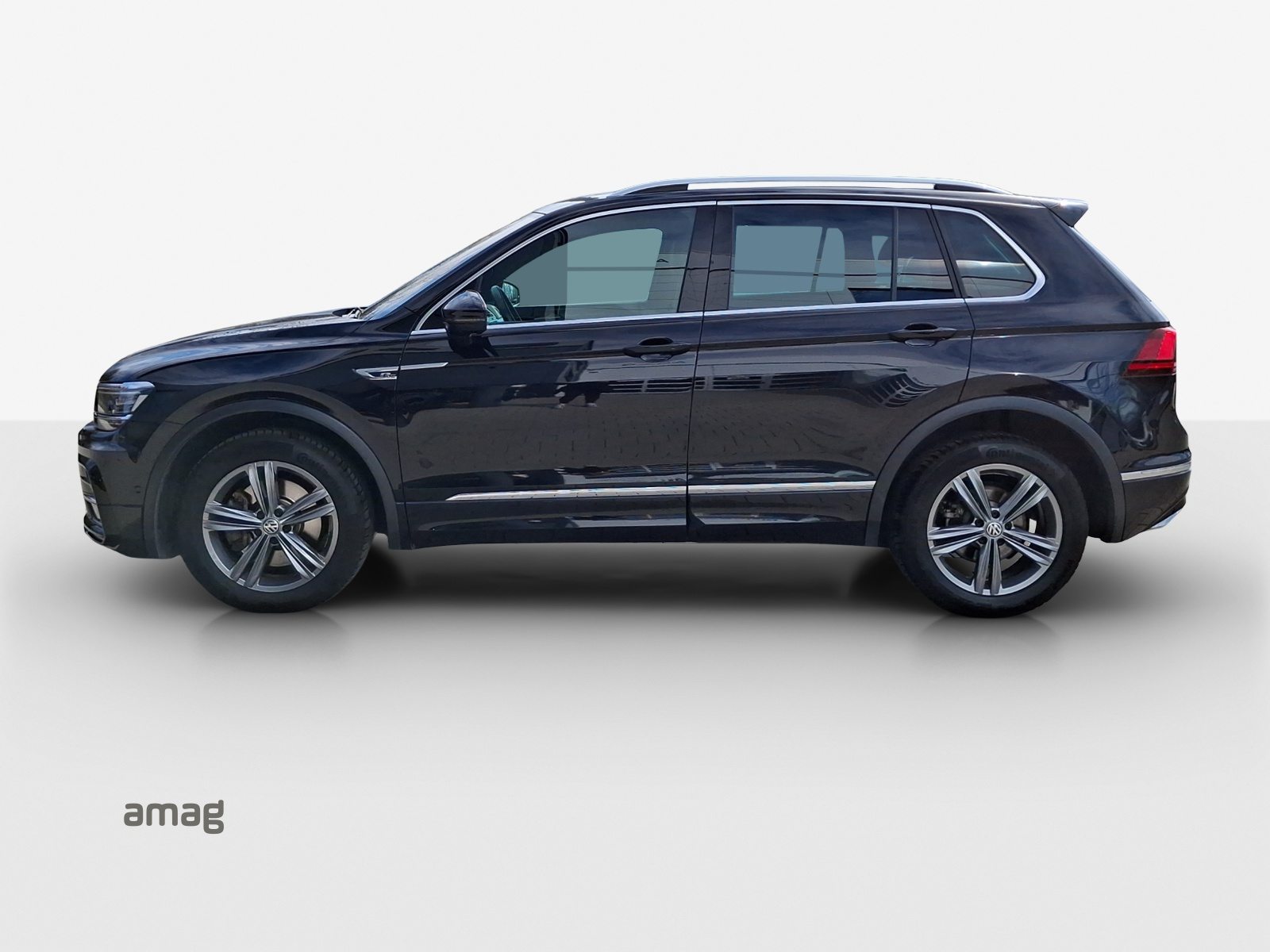 VW Tiguan Highline, Petrol, Second hand / Used, Automatic - 3