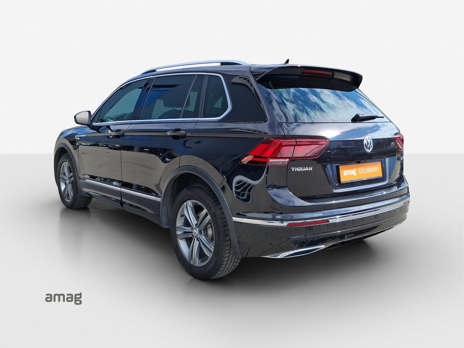 VW Tiguan Highline, Petrol, Second hand / Used, Automatic - 4