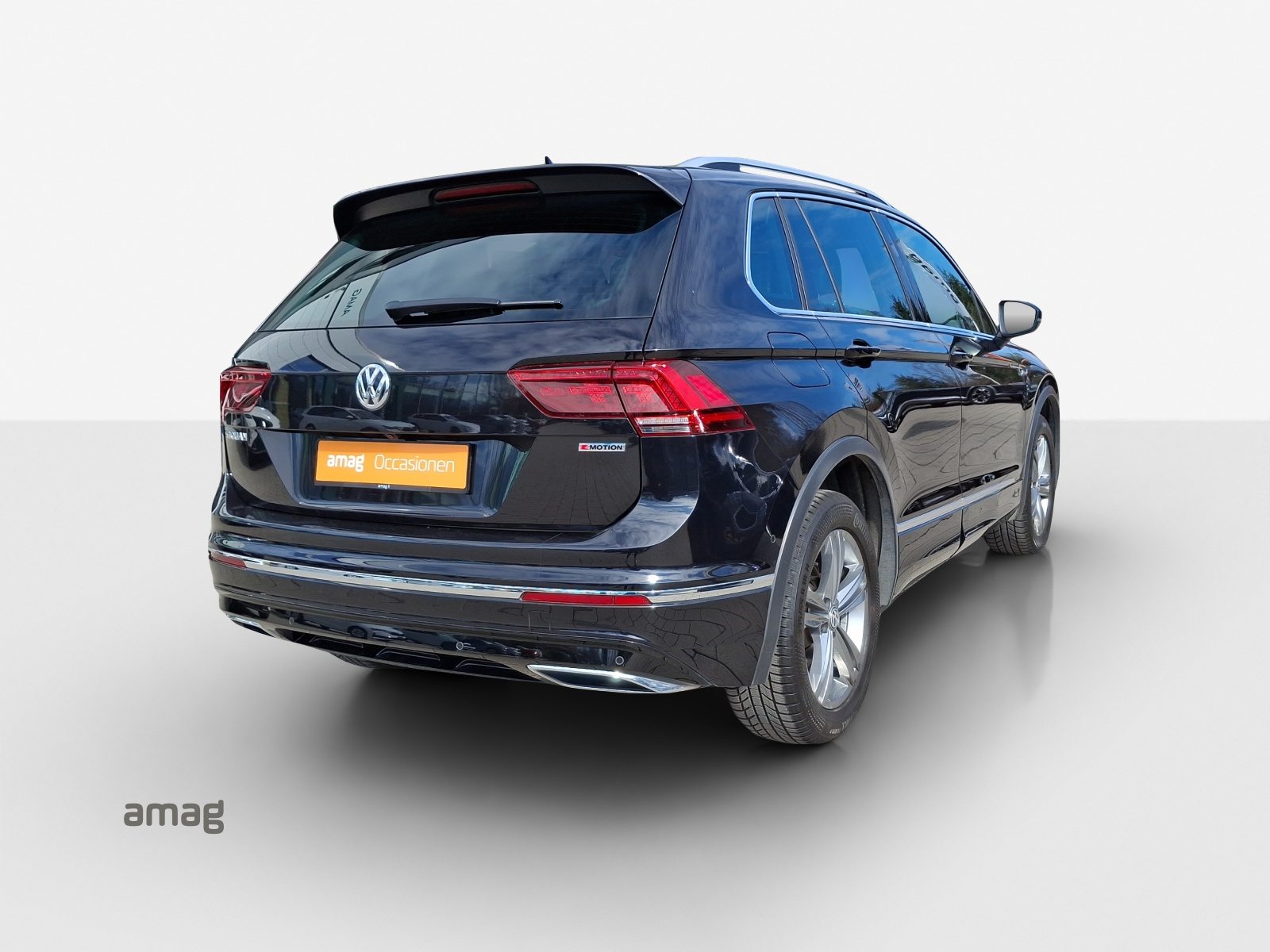 VW Tiguan Highline, Petrol, Second hand / Used, Automatic - 6