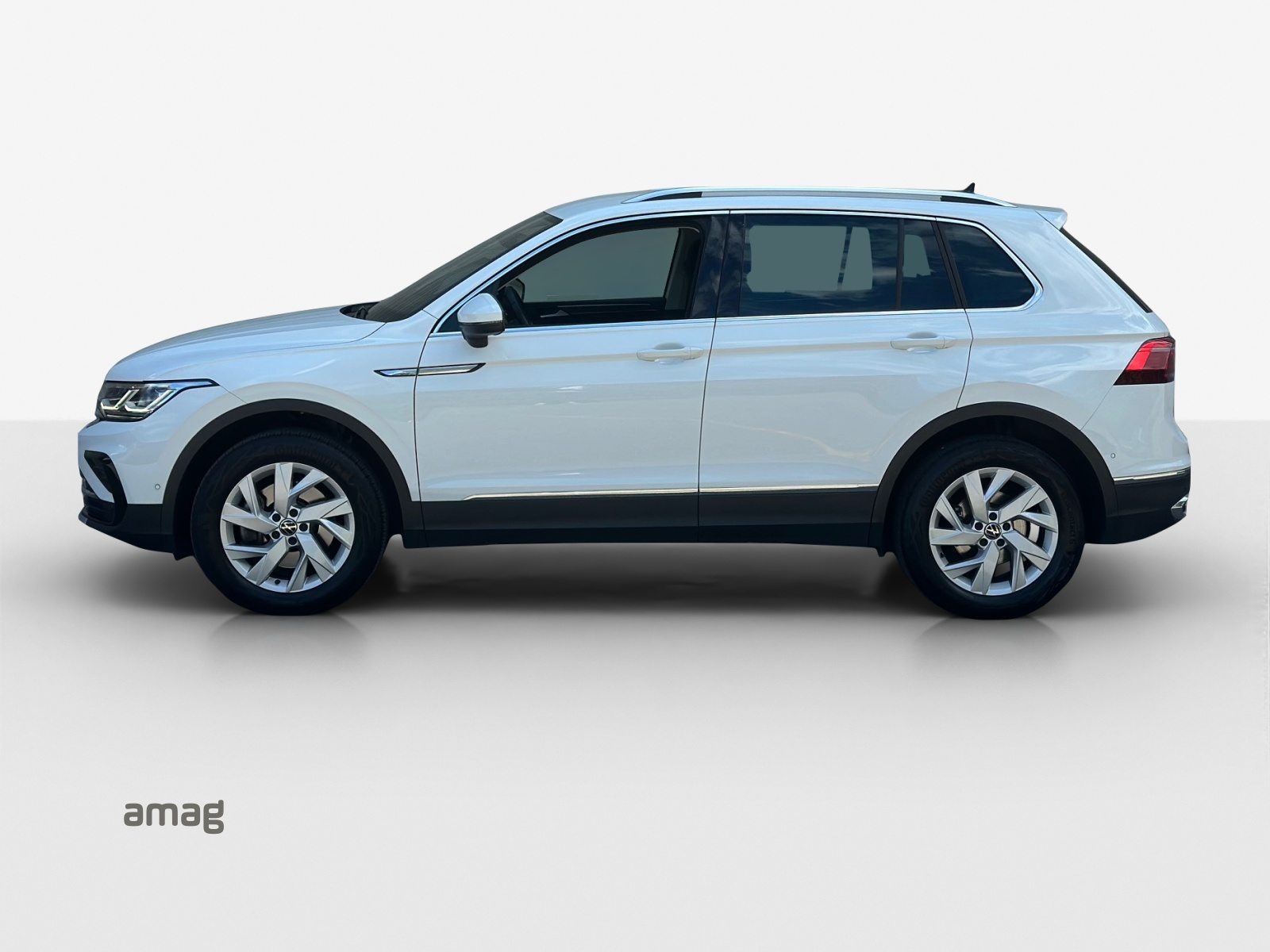 VW Tiguan Elegance, Diesel, Occasion / Gebraucht, Automatik - 2