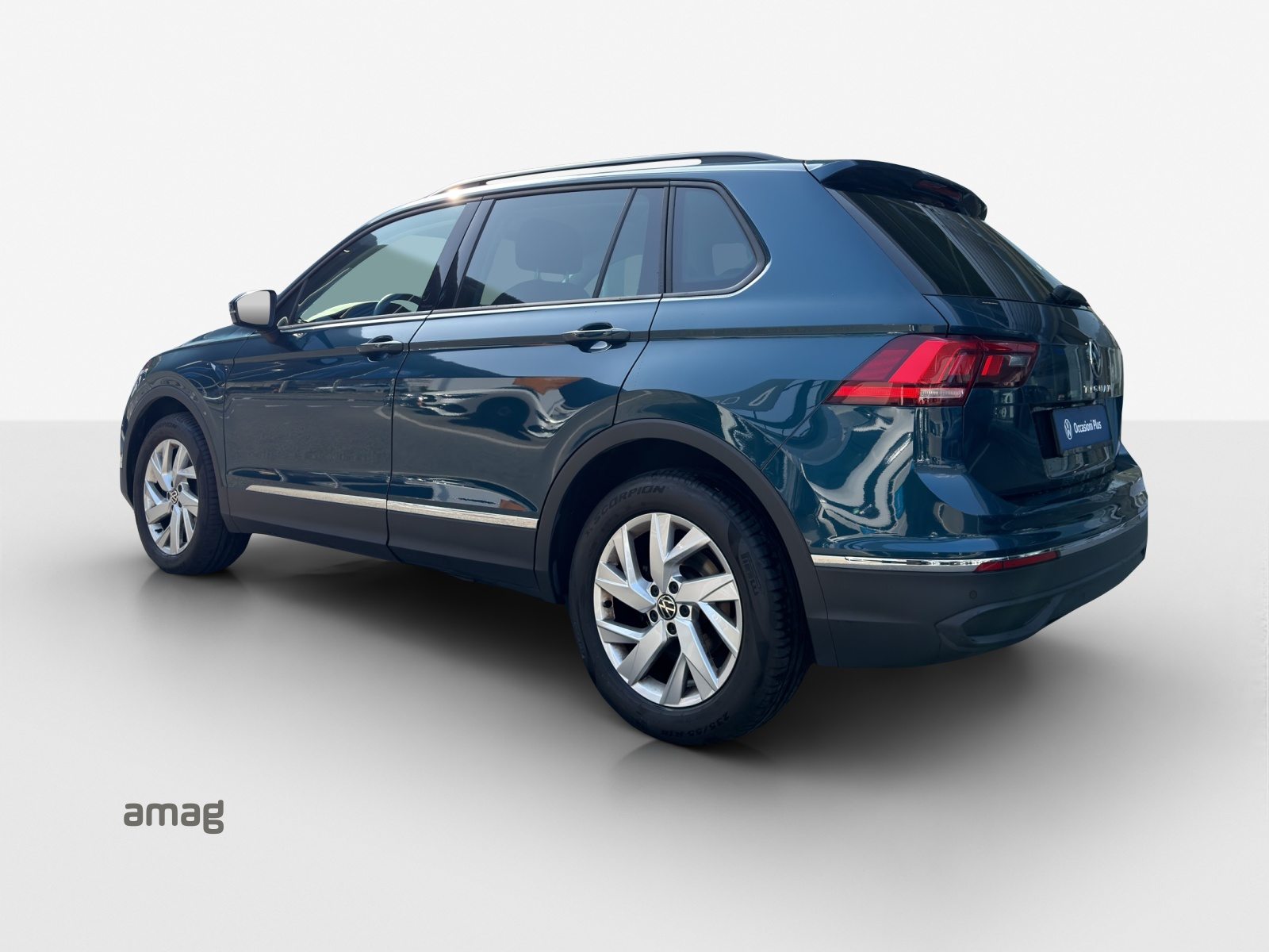 VW Tiguan Life, Benzin, Occasion / Gebraucht, Automatik - 3