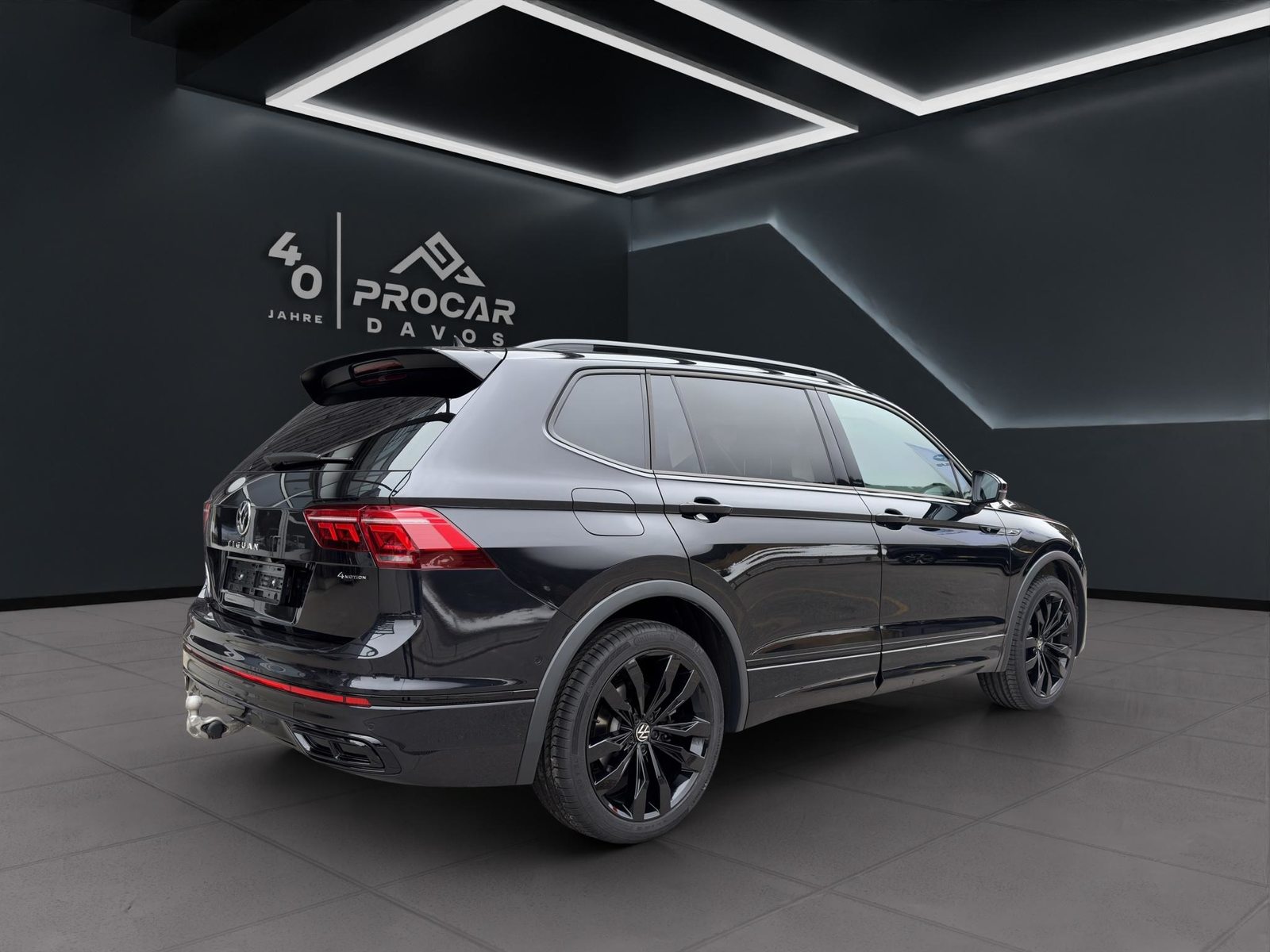 VW Tiguan Allspace 2.0 TSI R-Line DSG, Benzina, Occasioni / Usate, Automatico - 4