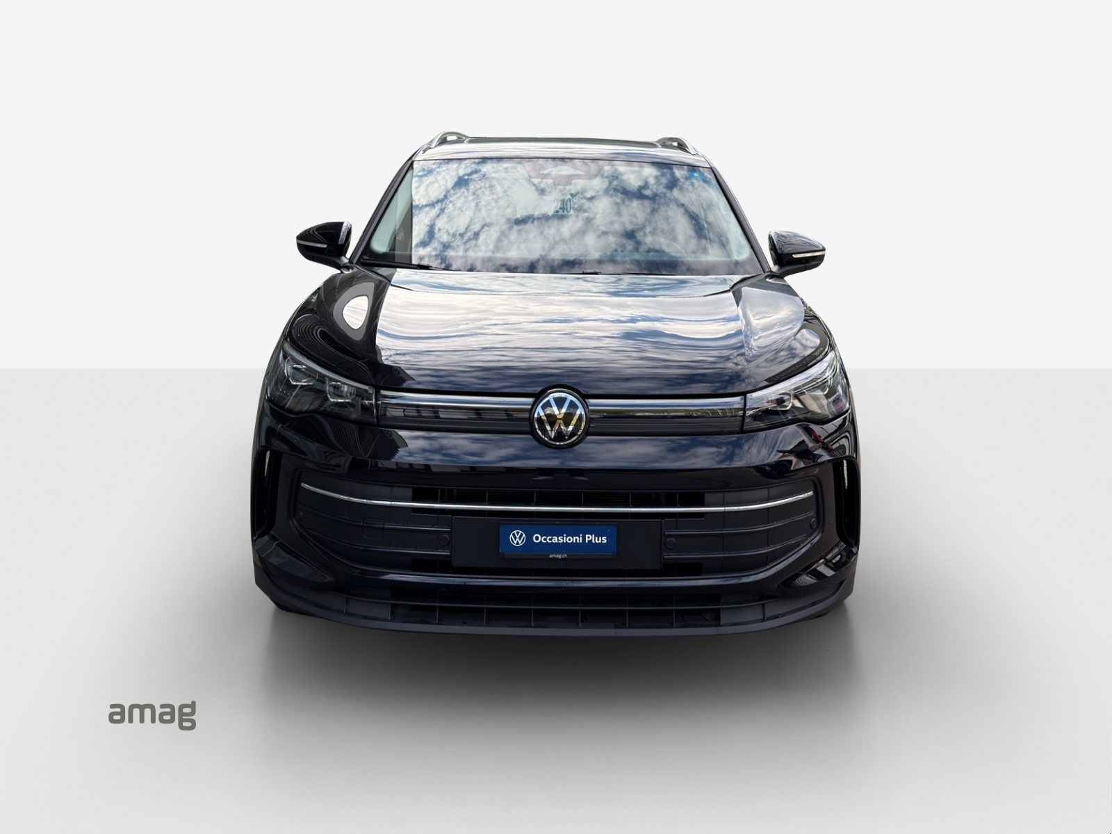 VW Tiguan UNITED, Petrol, Second hand / Used, Automatic - 7
