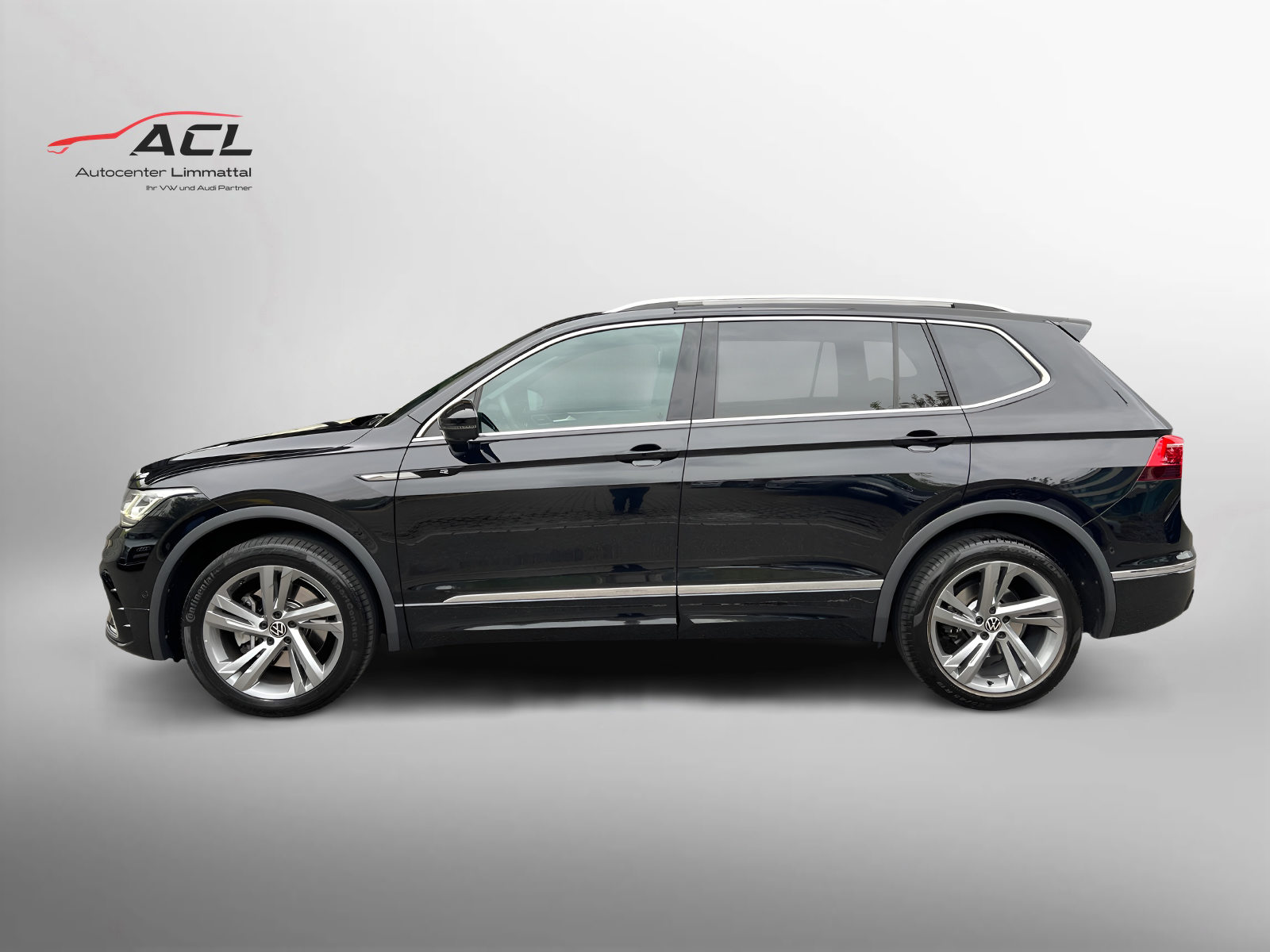 VW Tiguan Allspace PA R-Line, Petrol, Second hand / Used, Automatic - 3