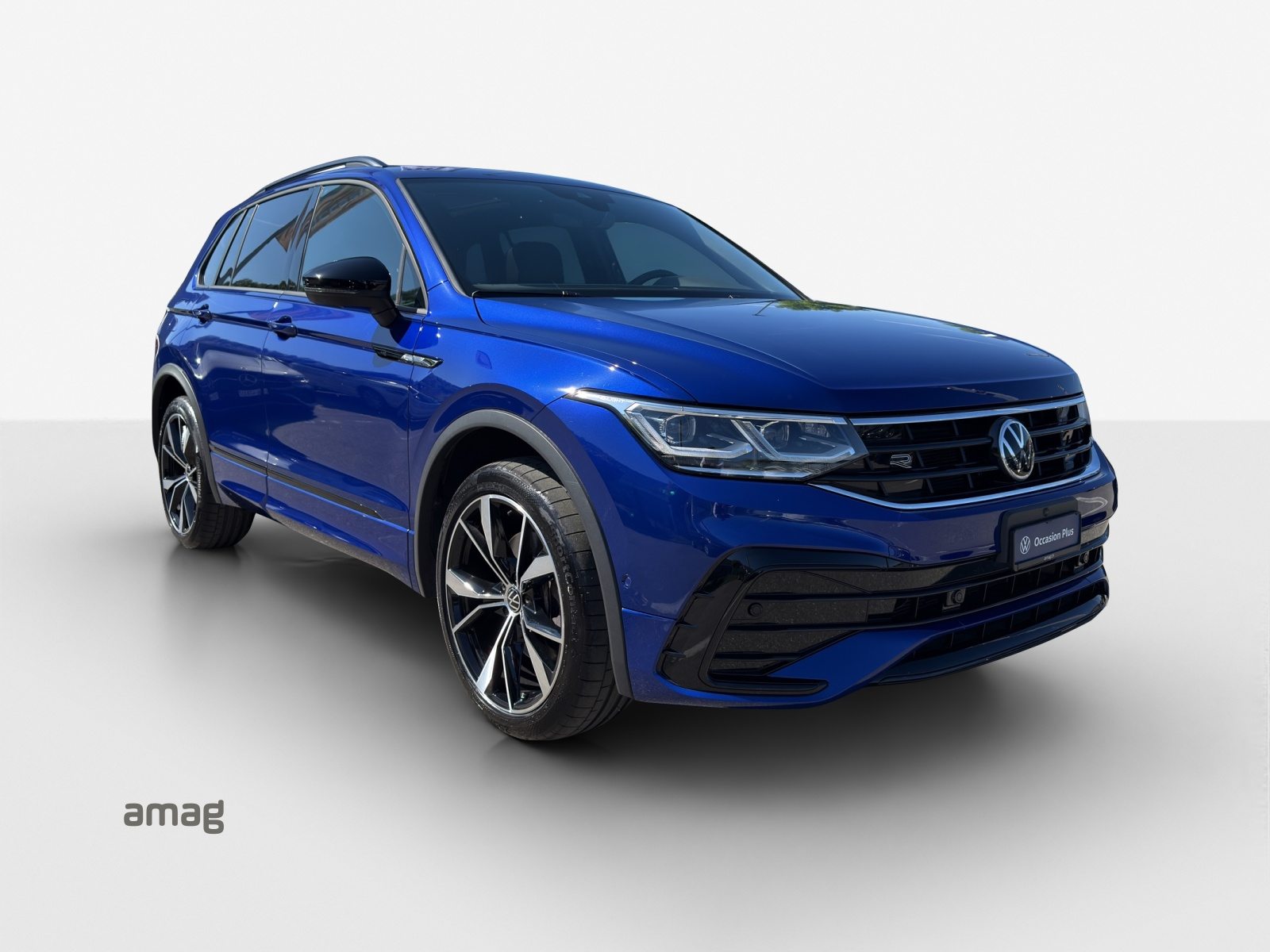 VW Tiguan R-Line, Benzin, Occasion / Gebraucht, Automatik - 6