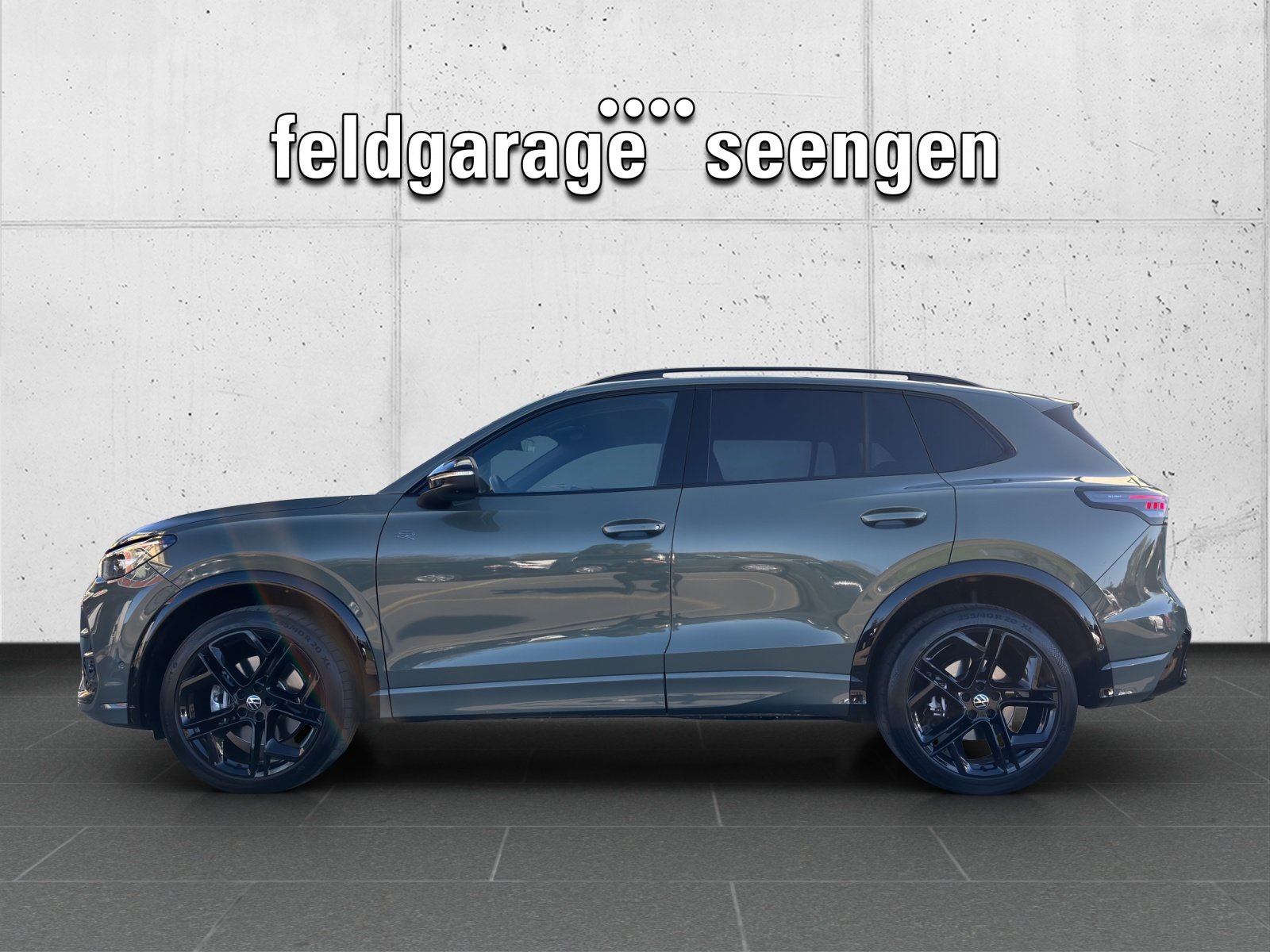 VW New Tiguan 2.0 TSI DSG R-Line 4Motion mit AHK fortl. Wer, Benzina, Occasioni / Usate, Automatico - 2