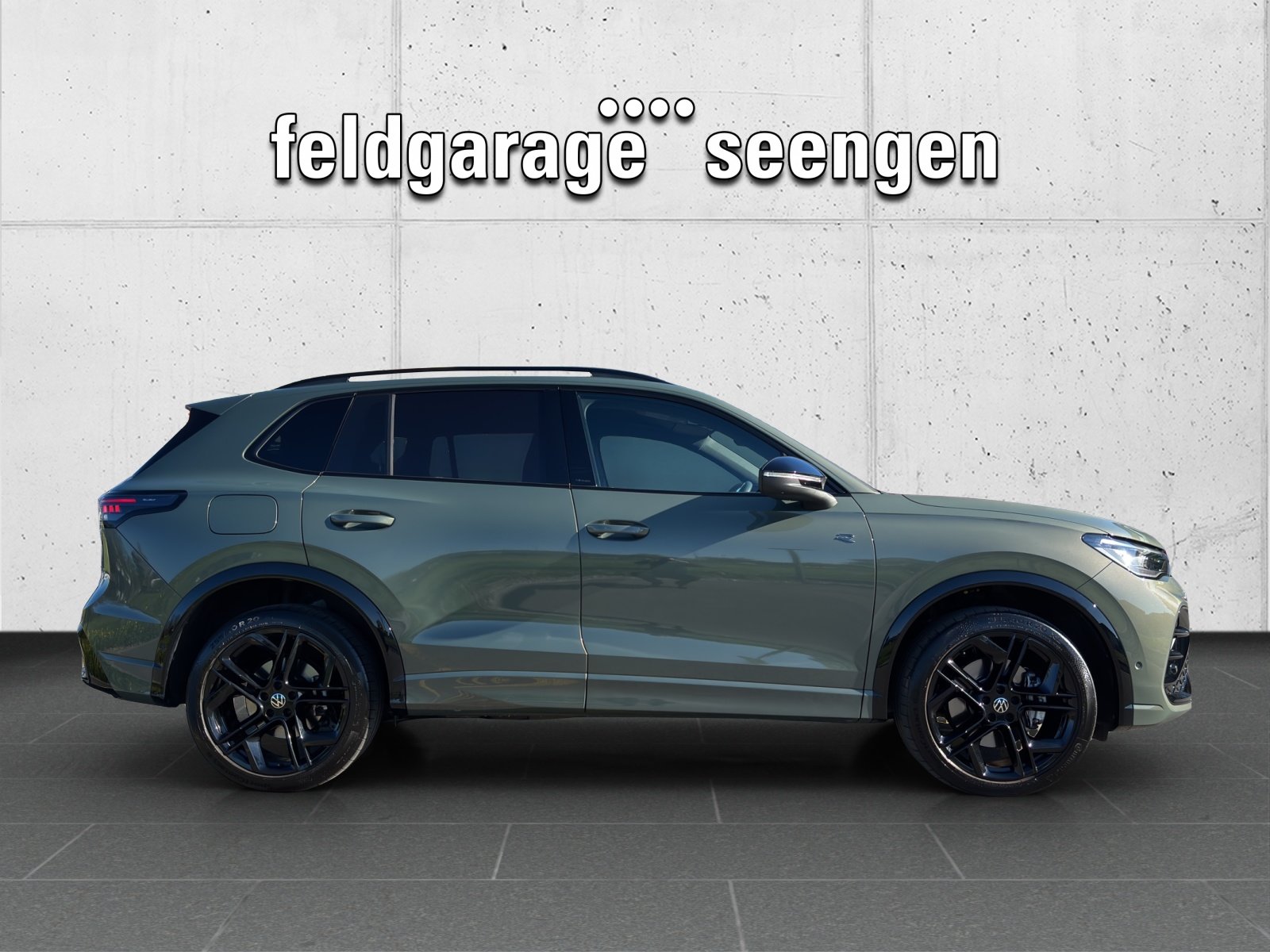 VW New Tiguan 2.0 TSI DSG R-Line 4Motion mit AHK fortl. Wer, Benzina, Occasioni / Usate, Automatico - 4