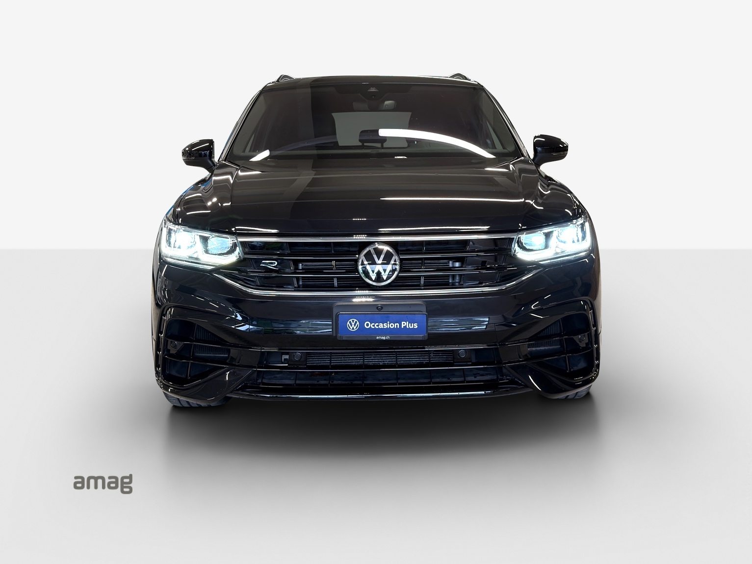 VW Tiguan R, Petrol, Second hand / Used, Automatic - 7