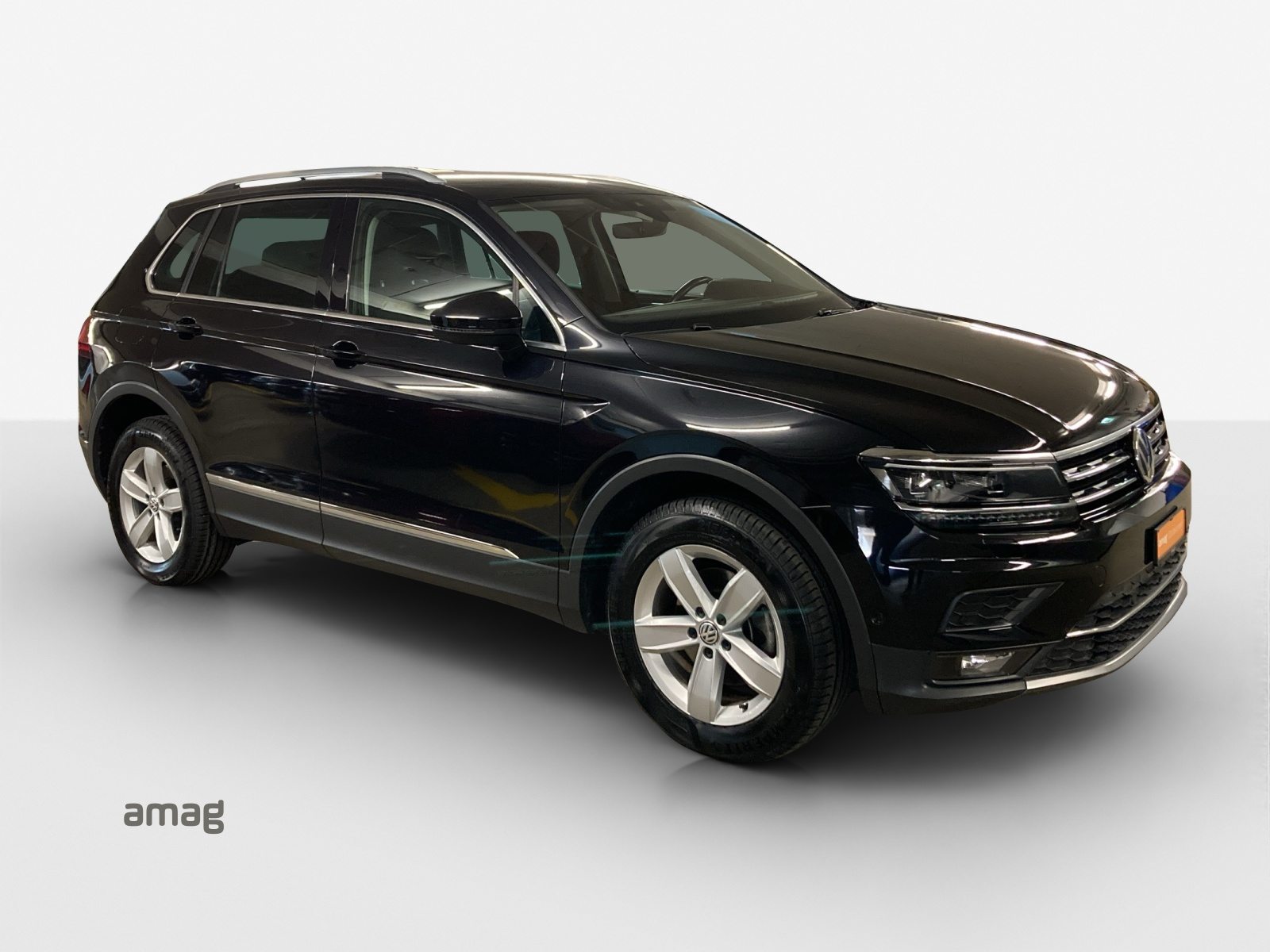 VW Tiguan Highline, Diesel, Second hand / Used, Automatic - 6