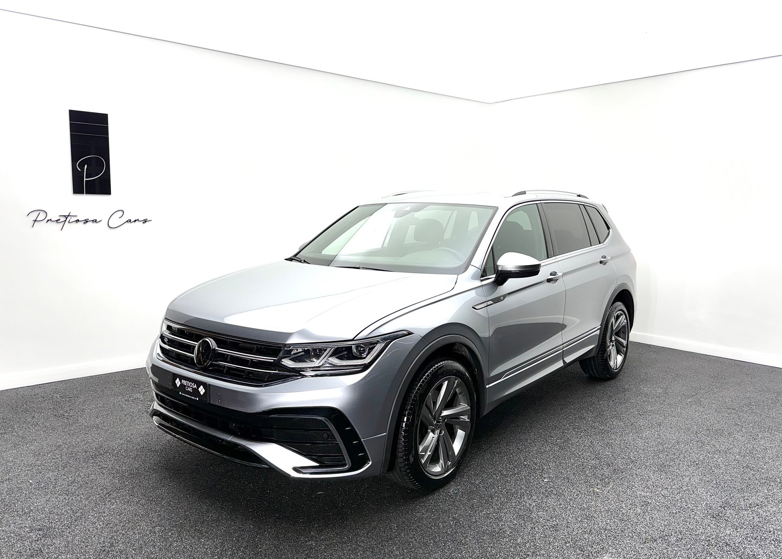 VW Tiguan Allspace 2.0 TDI SCR R-Line 4Motion DSG, Diesel, Second hand / Used, Automatic - 2