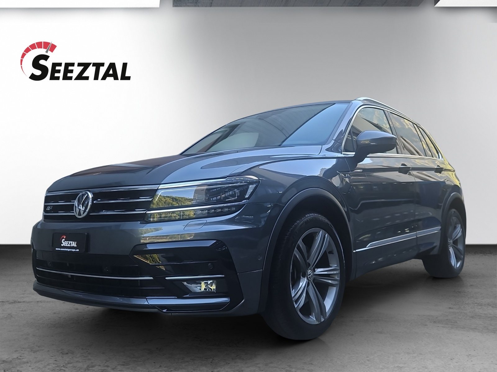 VW Tiguan Highline, Essence, Occasion / Utilisé, Automatique - 2