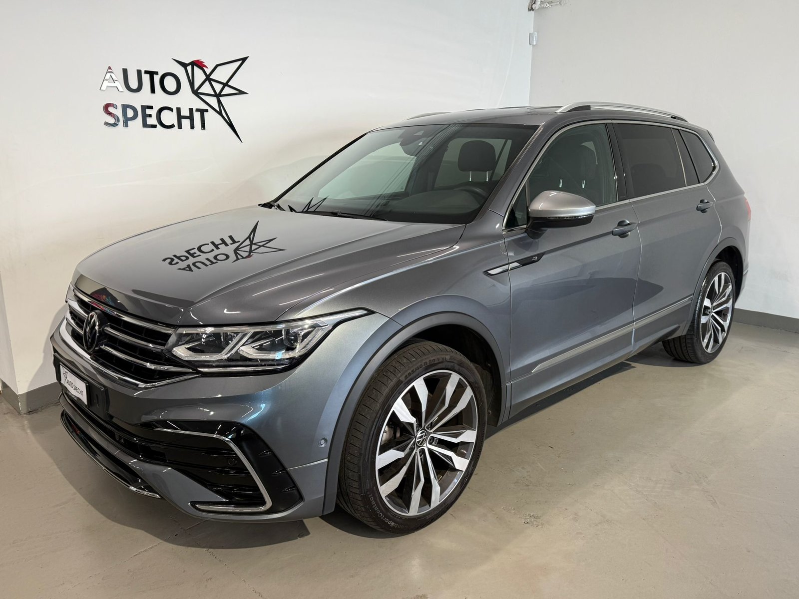 VW Tiguan Allspace 2.0TSI R-Line 4Motion DSG, Benzina, Occasioni / Usate, Automatico - 2