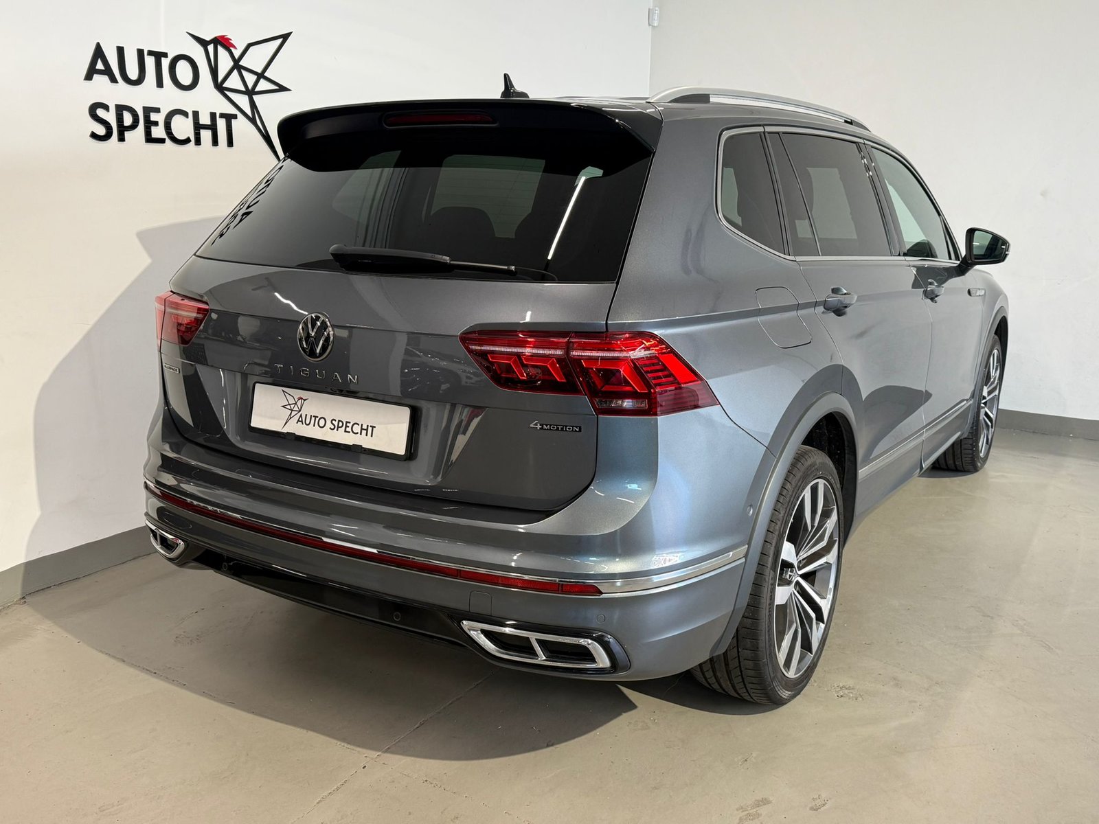 VW Tiguan Allspace 2.0TSI R-Line 4Motion DSG, Benzina, Occasioni / Usate, Automatico - 5