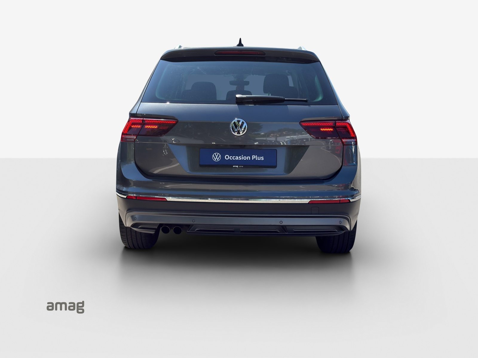VW Tiguan Highline, Petrol, Second hand / Used, Automatic - 4