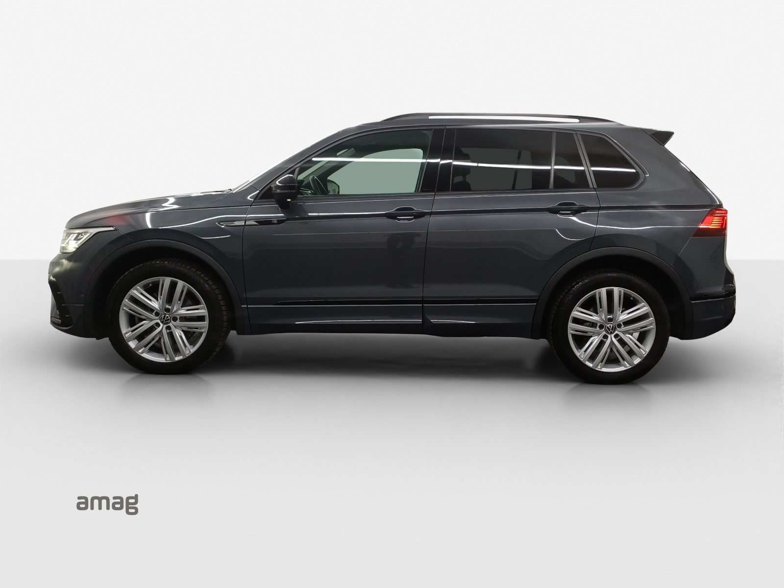 VW Tiguan R-Line, Essence, Occasion / Utilisé, Automatique - 2