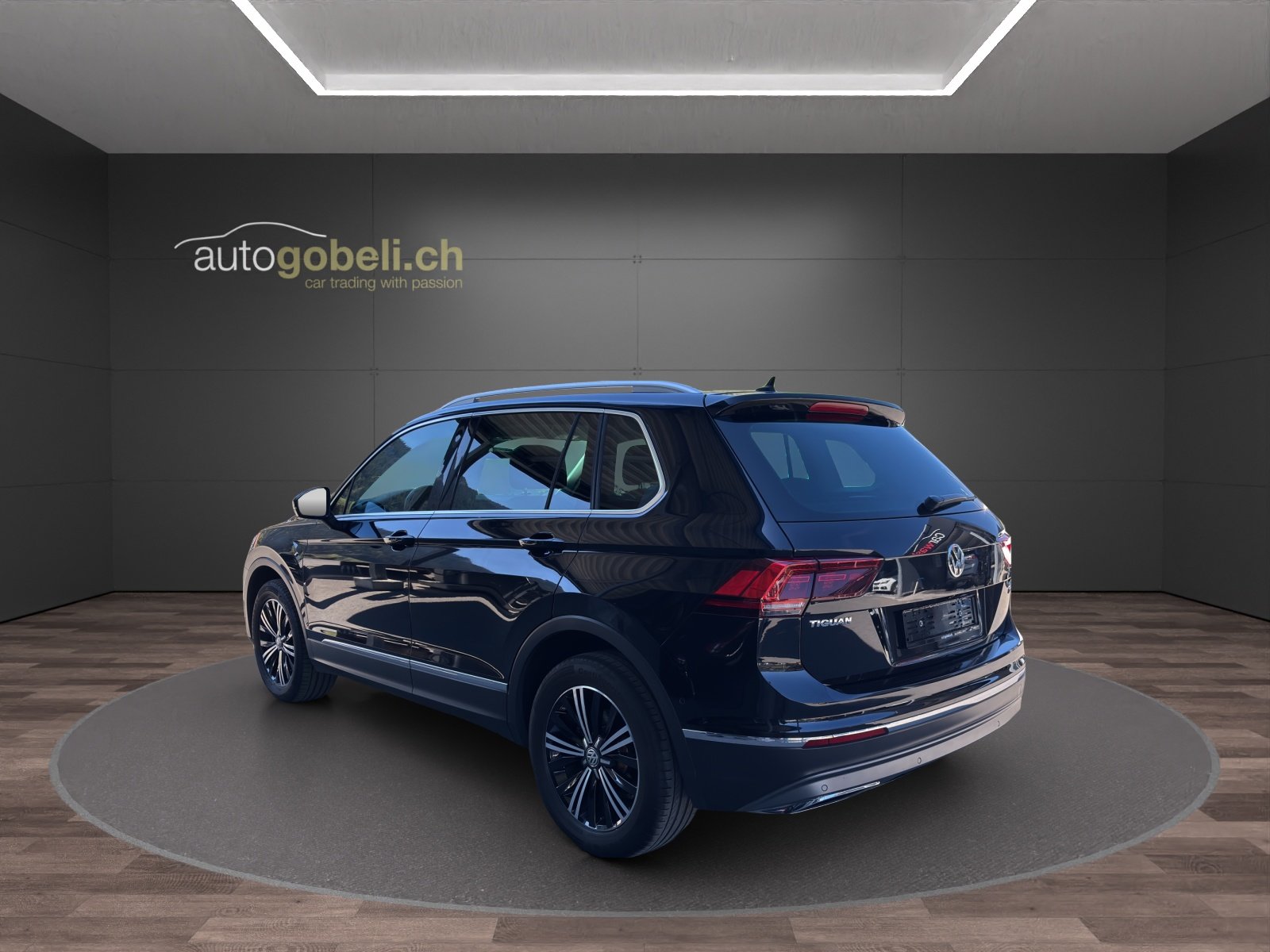VW Tiguan 2.0TSI Highline 4Motion DSG, Petrol, Second hand / Used, Automatic - 2
