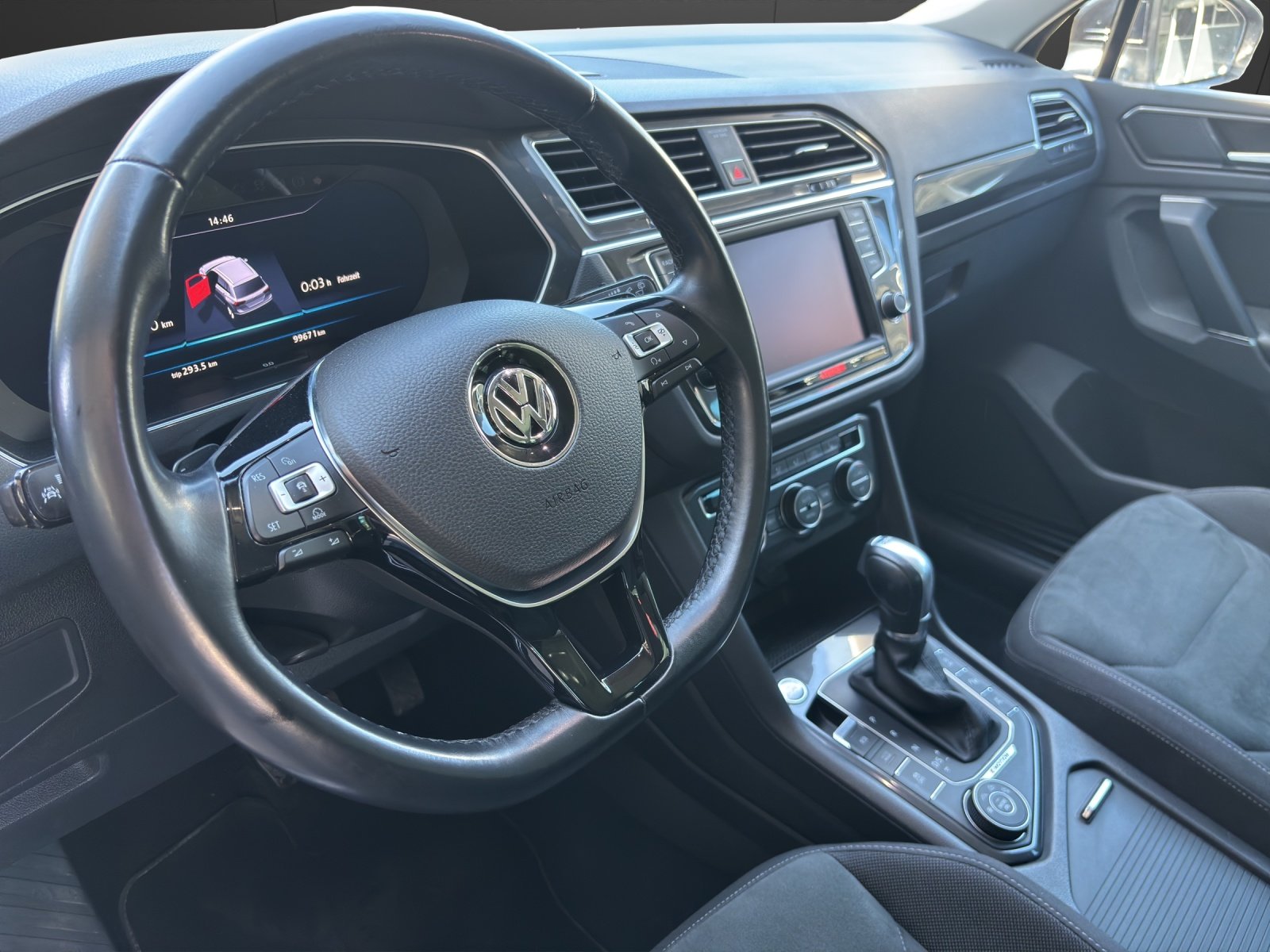 VW Tiguan 2.0TSI Highline 4Motion DSG, Petrol, Second hand / Used, Automatic - 5