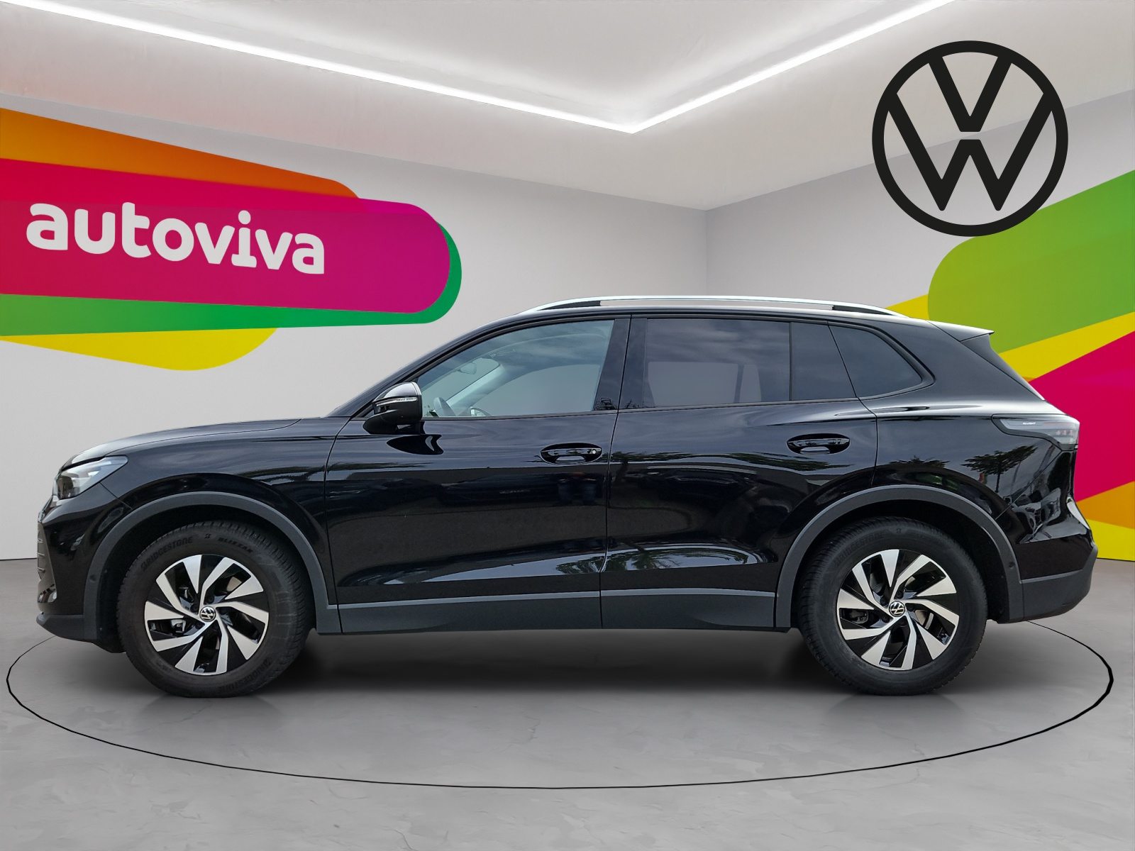 VW Tiguan UNITED, Benzina, Occasioni / Usate, Automatico - 2