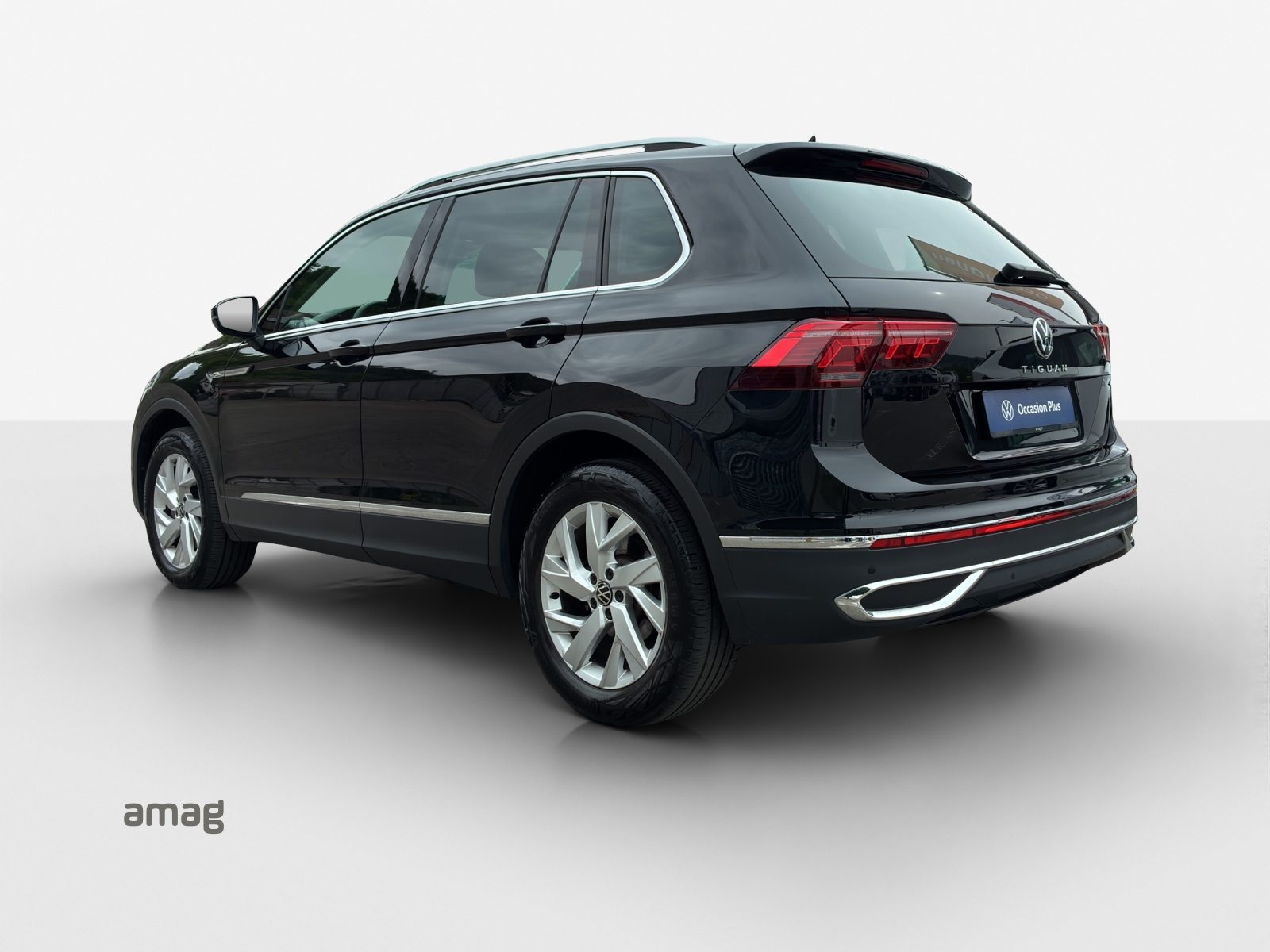 VW Tiguan Elegance, Diesel, Second hand / Used, Automatic - 3
