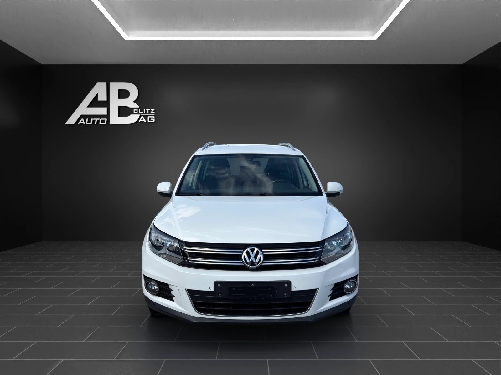 VW Tiguan 2.0 TDI BlueMotion SportStyle 4Motion
