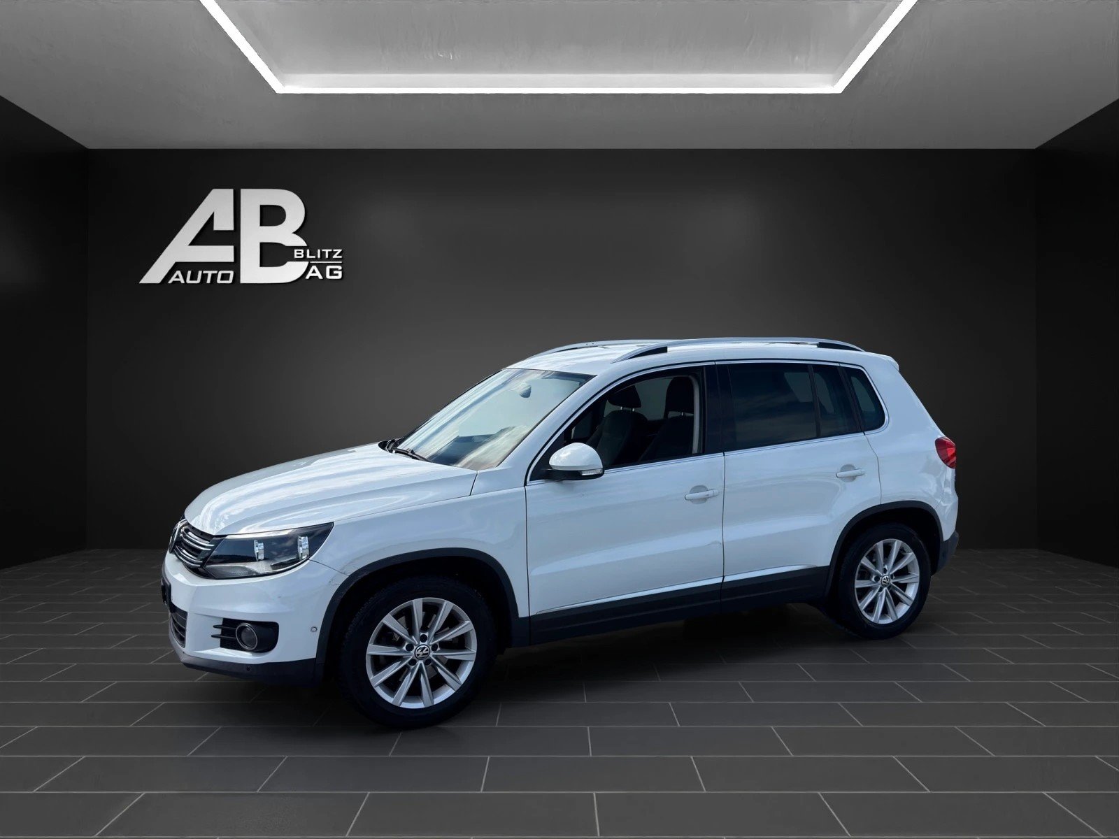 VW Tiguan 2.0 TDI BlueMotion SportStyle 4Motion, Diesel, Occasion / Gebraucht, Handschaltung - 2