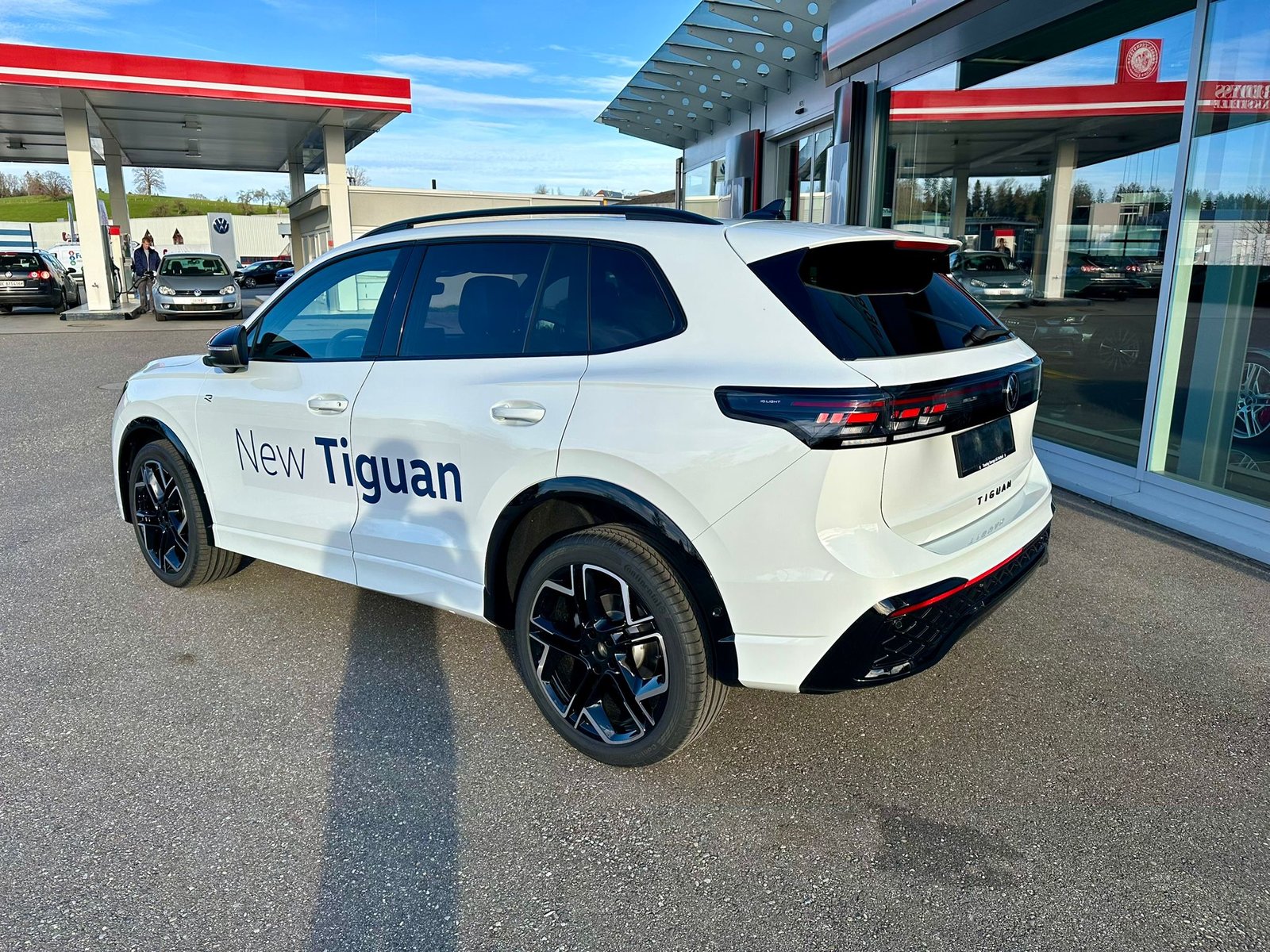 VW Tiguan 2.0 TDI SCR R-Line 4Motion DSG, Diesel, Occasion / Utilisé, Automatique - 3