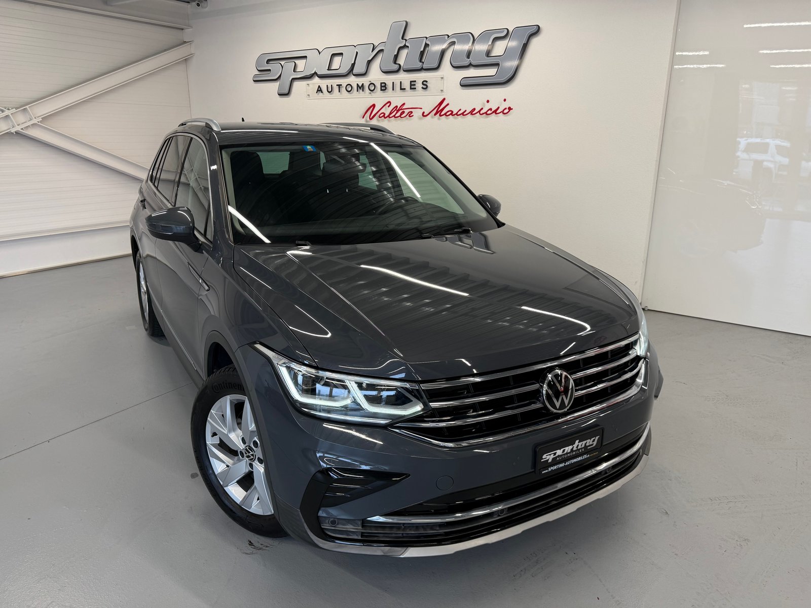 VW Tiguan 2.0TSI Elegance 4Motion DSG, Benzina, Occasioni / Usate, Automatico - 2