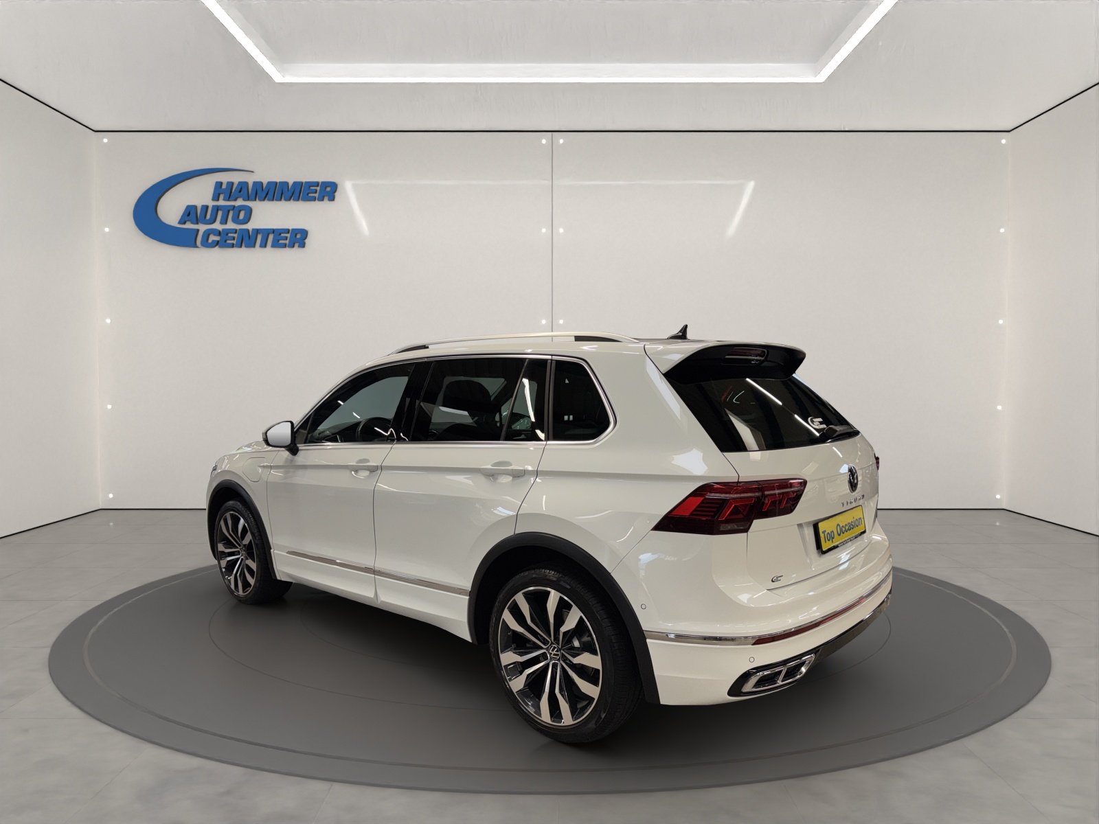 VW Tiguan 1.4 TSI PHEV R-Line DSG 2WD, Plug-in-Hybrid Benzin/Elektro, Occasion / Gebraucht, Automatik - 3