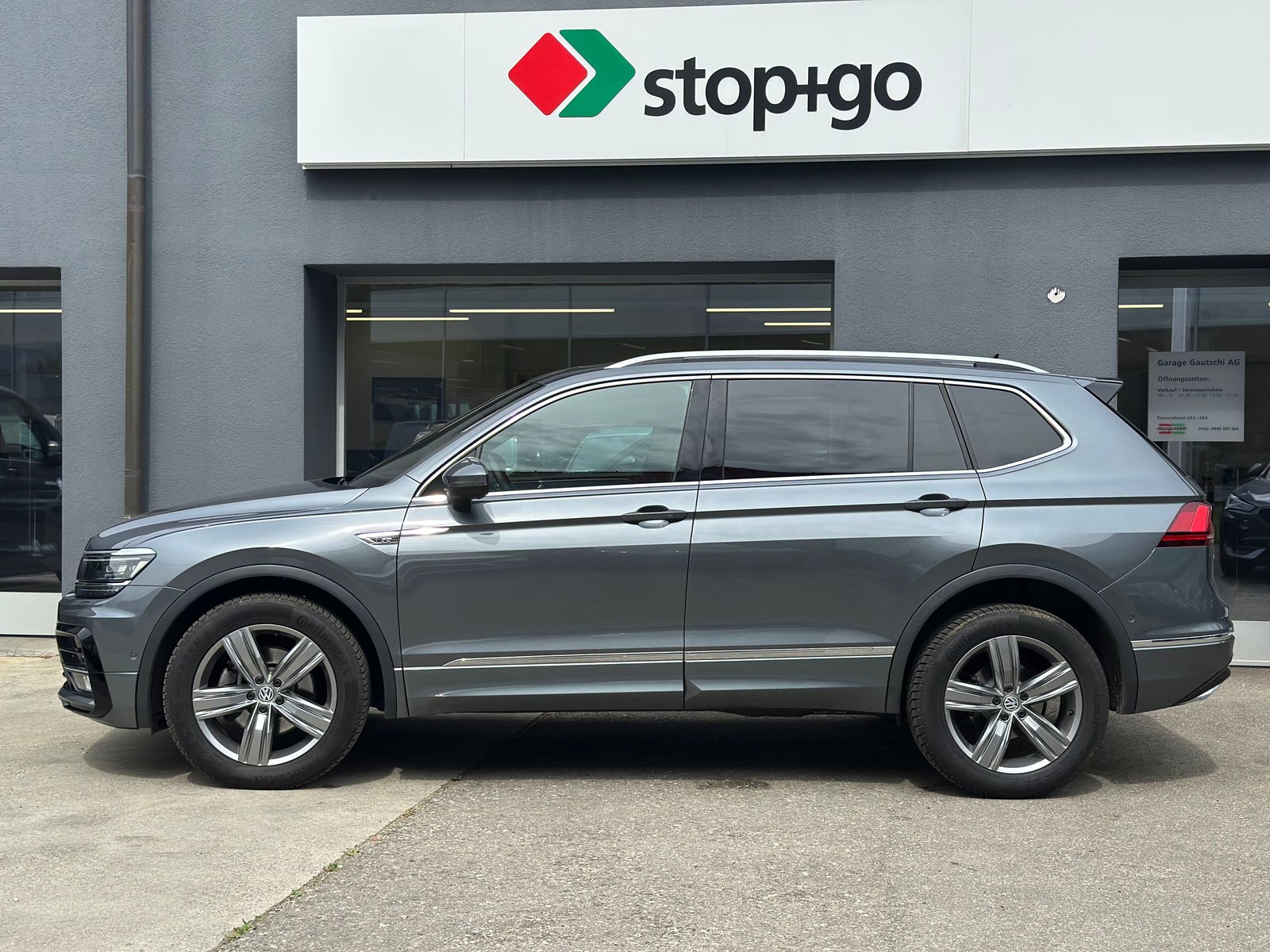 VW Tiguan Allspace 2.0TSI Highline 4Motion DSG, Petrol, Second hand / Used, Automatic - 3