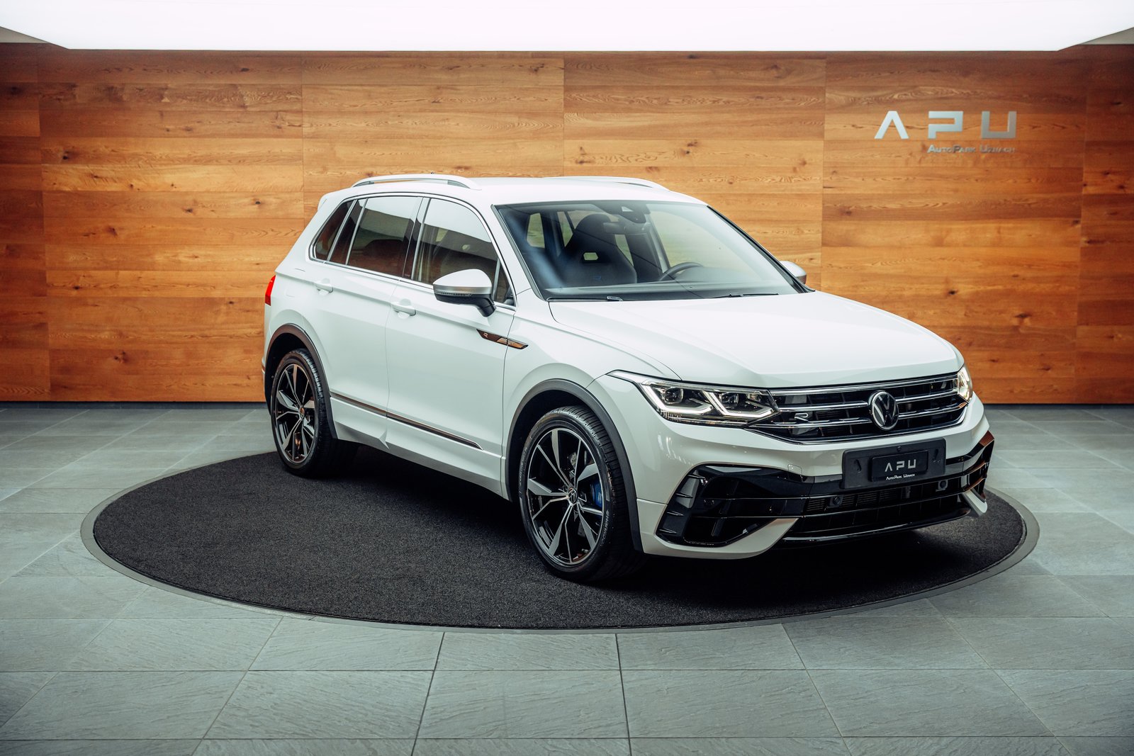 VW Tiguan 2.0TSI R 4Motion DSG