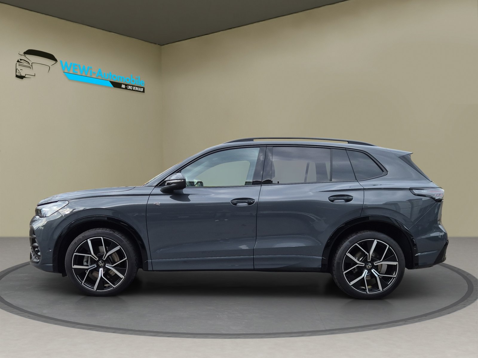 VW Tiguan 2.0 TSI DSG R-Line 4Motion, Essence, Occasion / Utilisé, Automatique - 6