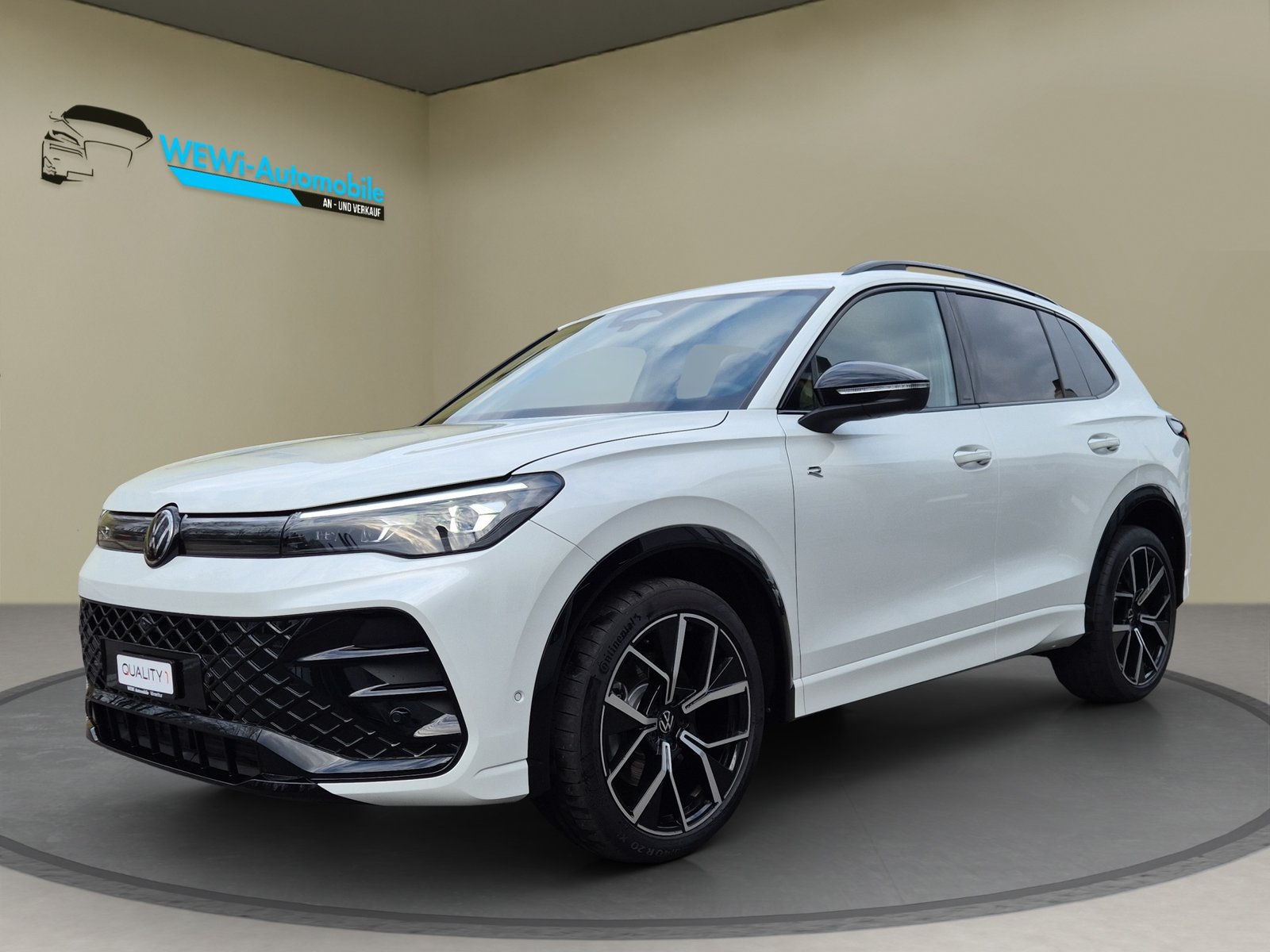 VW Tiguan 2.0 TSI DSG R-Line 4Motion, Benzin, Occasion / Gebraucht, Automatik - 7