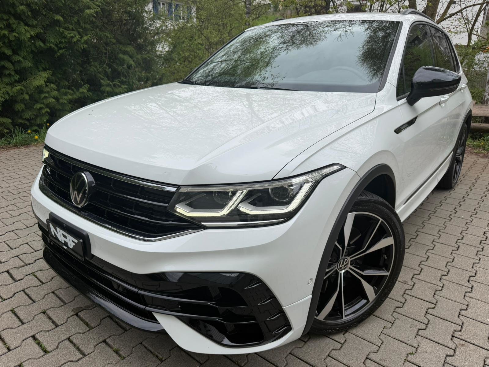 VW Tiguan 2.0TSI R 4Motion DSG