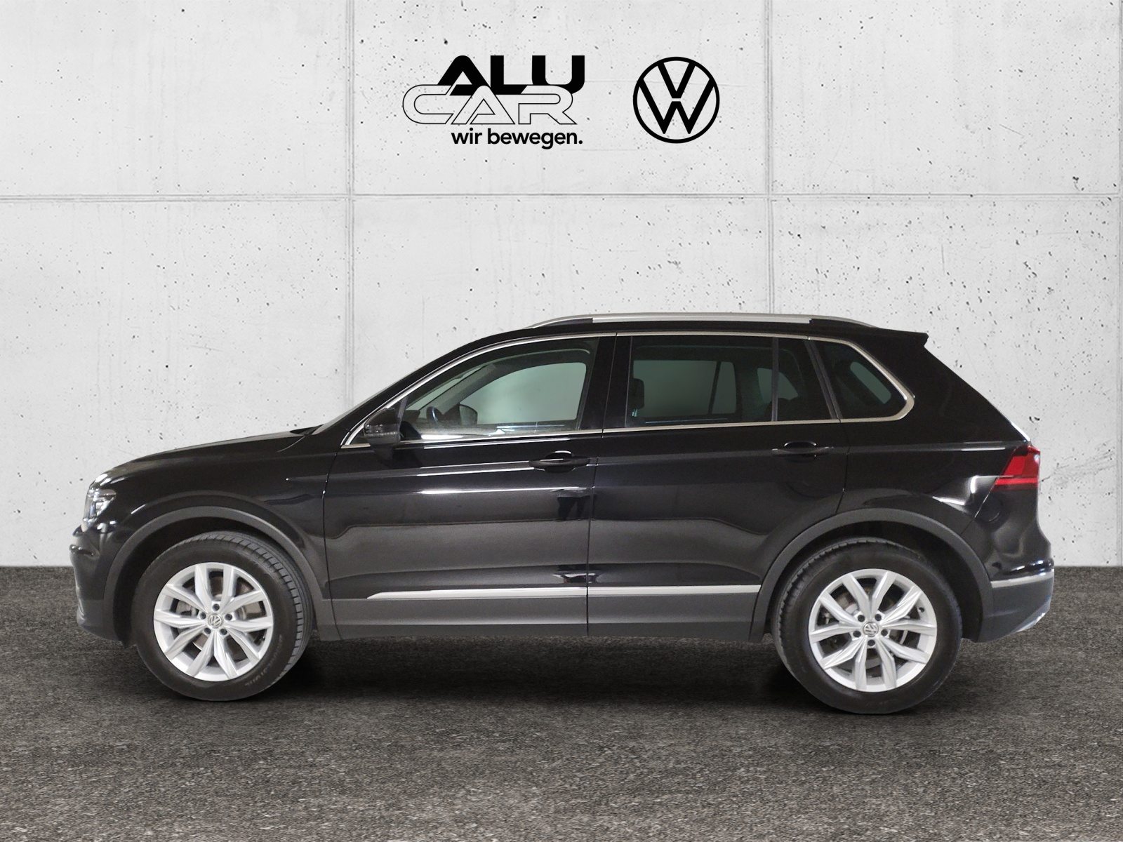 VW Tiguan Comfortline, Benzina, Occasioni / Usate, Automatico - 2