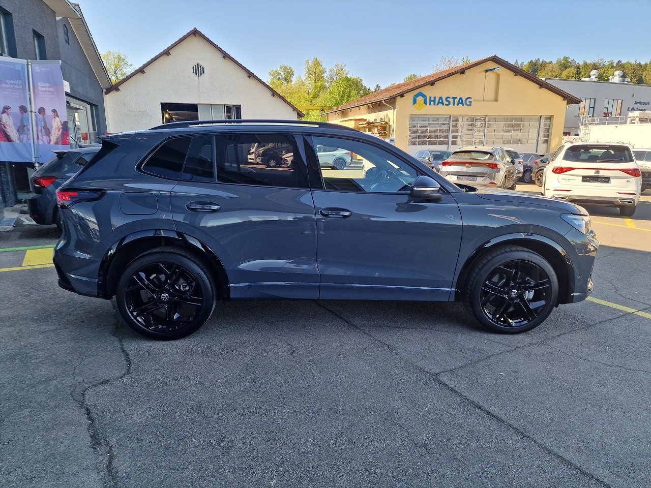 VW Tiguan R-Line, Benzina, Occasioni / Usate, Automatico - 7