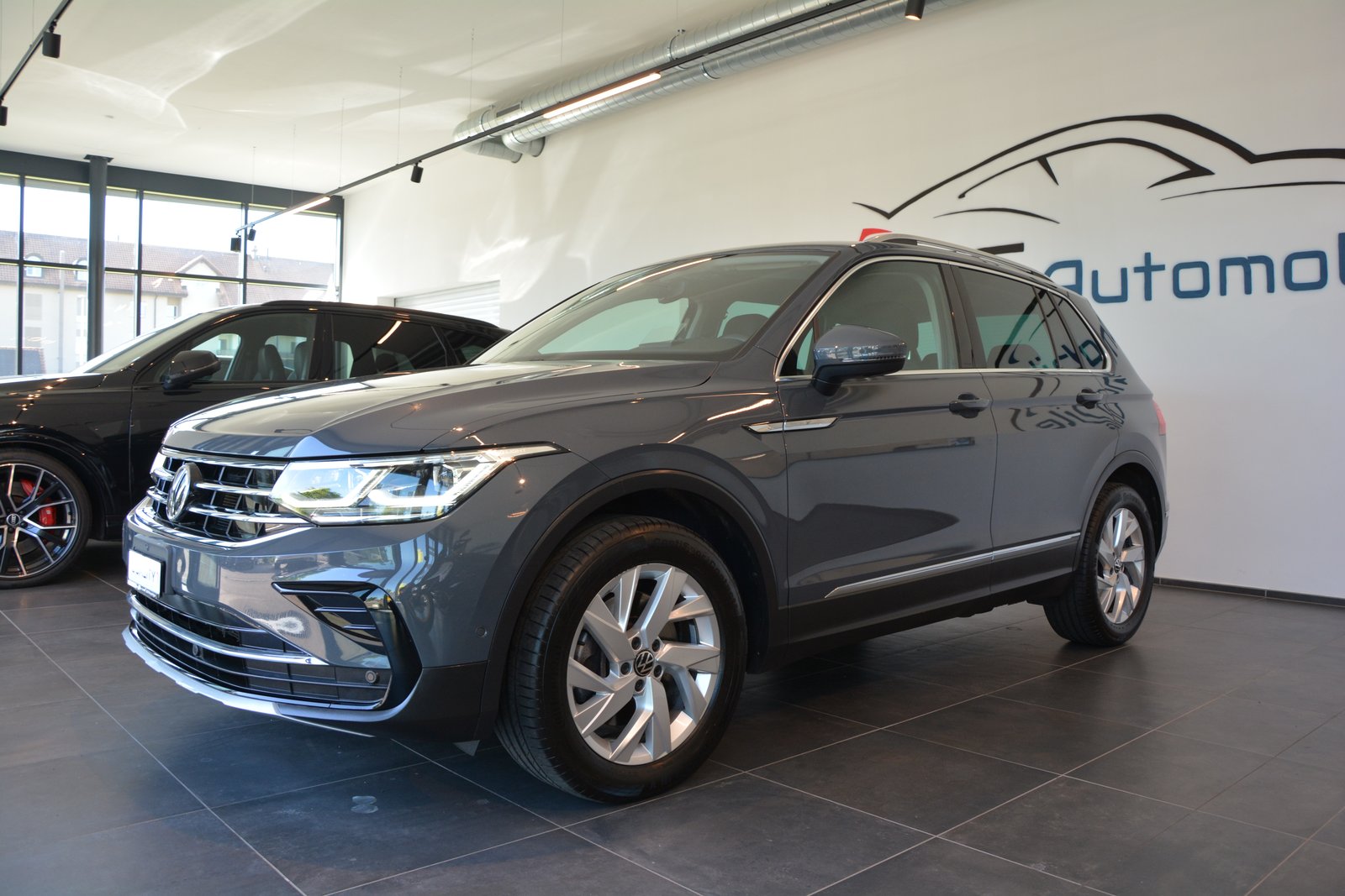 VW Tiguan 2.0TSI Elegance 4Motion DSG, Benzina, Occasioni / Usate, Automatico - 2