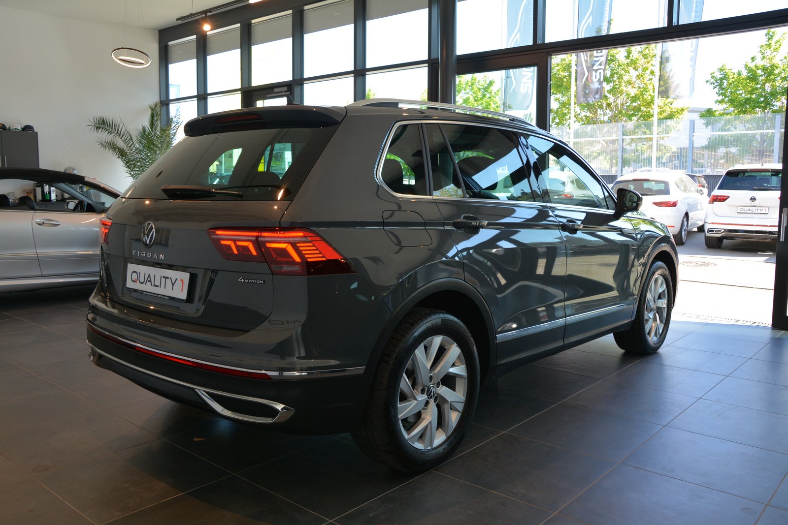 VW Tiguan 2.0TSI Elegance 4Motion DSG, Benzina, Occasioni / Usate, Automatico - 6