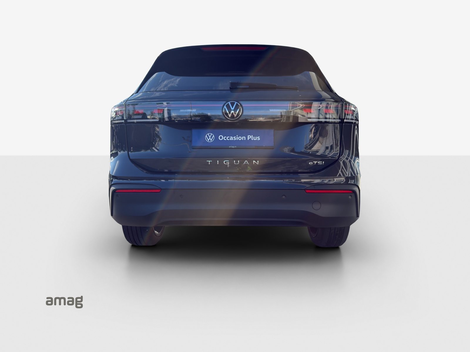 VW Tiguan UNITED, Benzin, Occasion / Gebraucht, Automatik - 4
