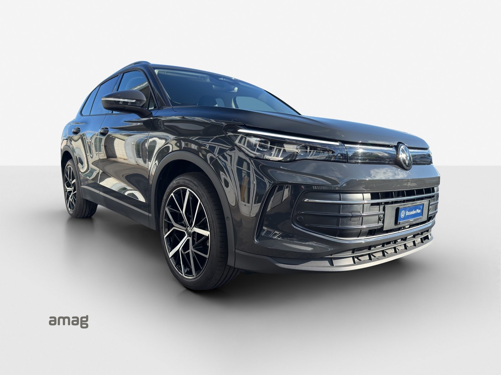 VW Tiguan UNITED, Benzin, Occasion / Gebraucht, Automatik - 6