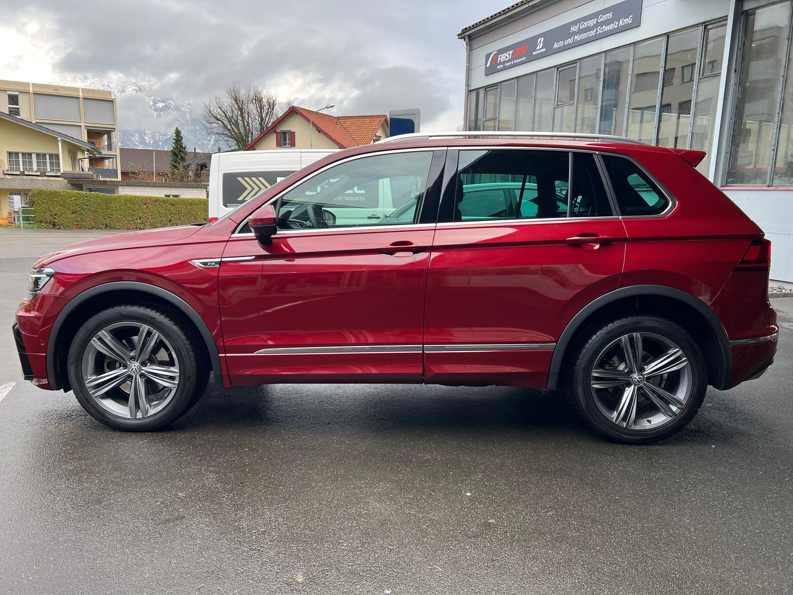VW TIGUAN 2.0TSI Highline R-Line 4Motion DSG, Petrol, Second hand / Used, Automatic - 3