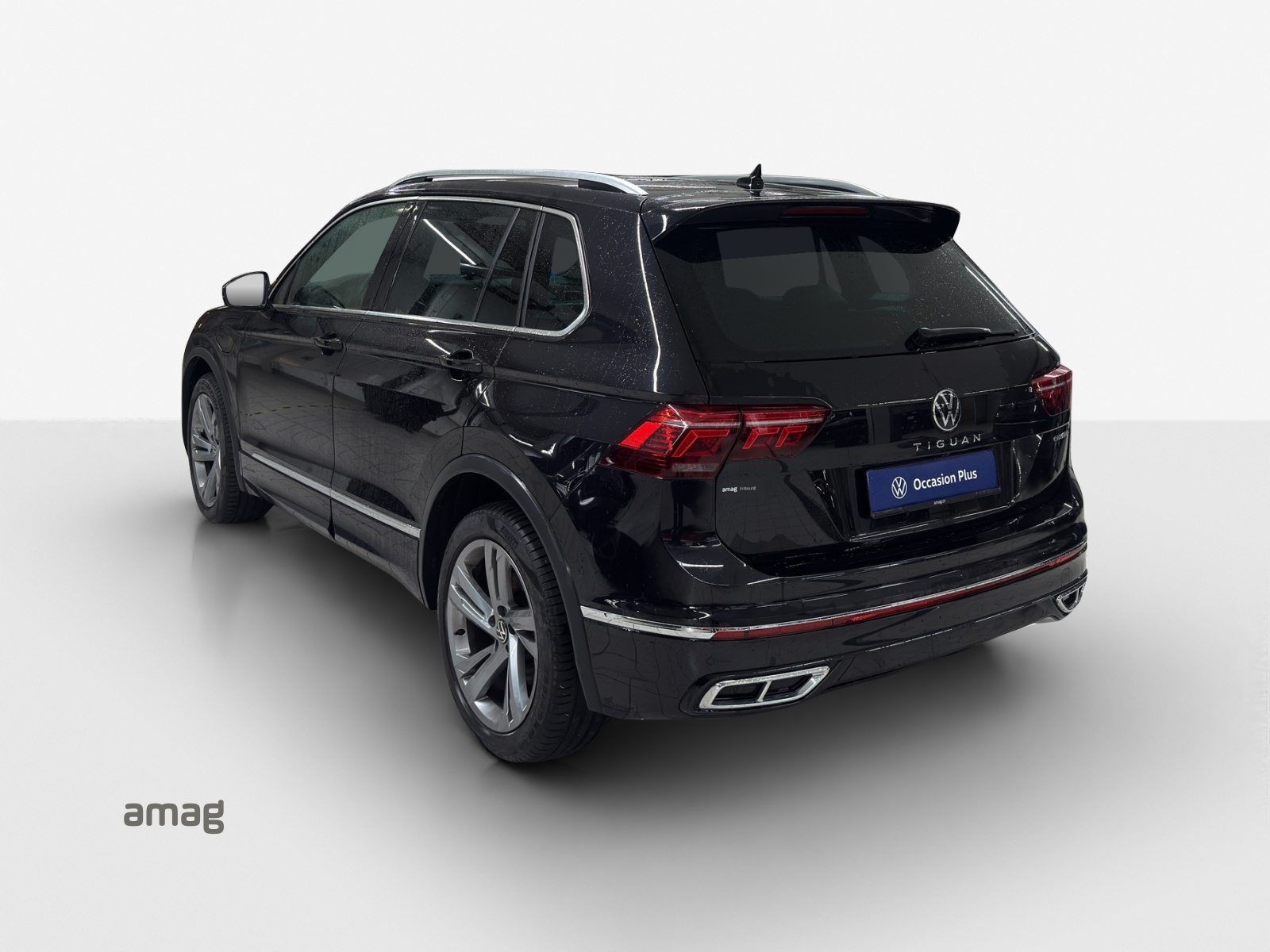 VW Tiguan R-Line, Full-Hybrid Petrol/Electric, Second hand / Used, Automatic - 3