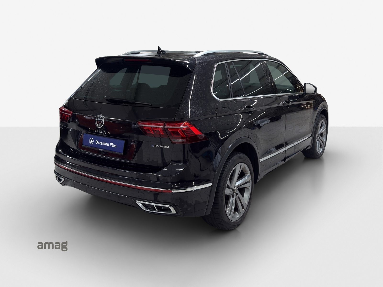 VW Tiguan R-Line, Full-Hybrid Petrol/Electric, Second hand / Used, Automatic - 5