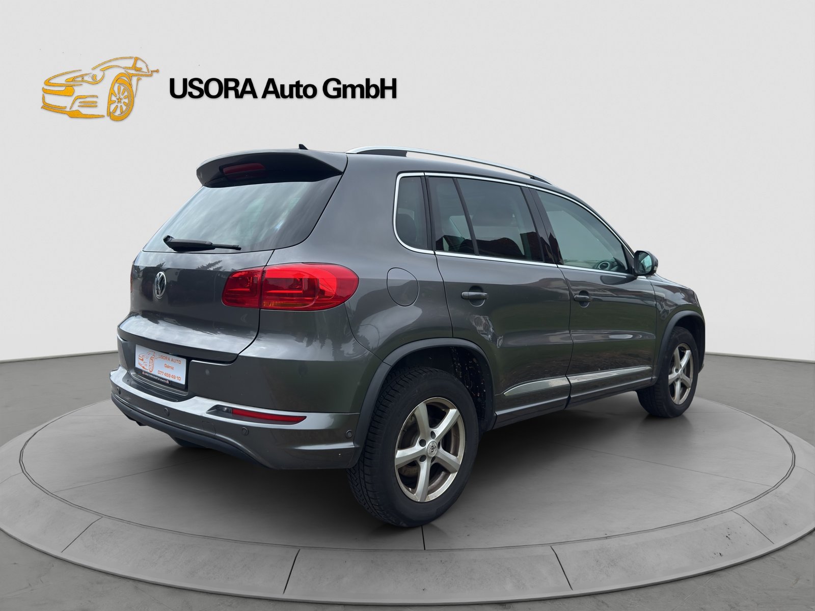 VW Tiguan 1.4 TSI R-Line Design 4Motion, Petrol, Second hand / Used, Manual - 5