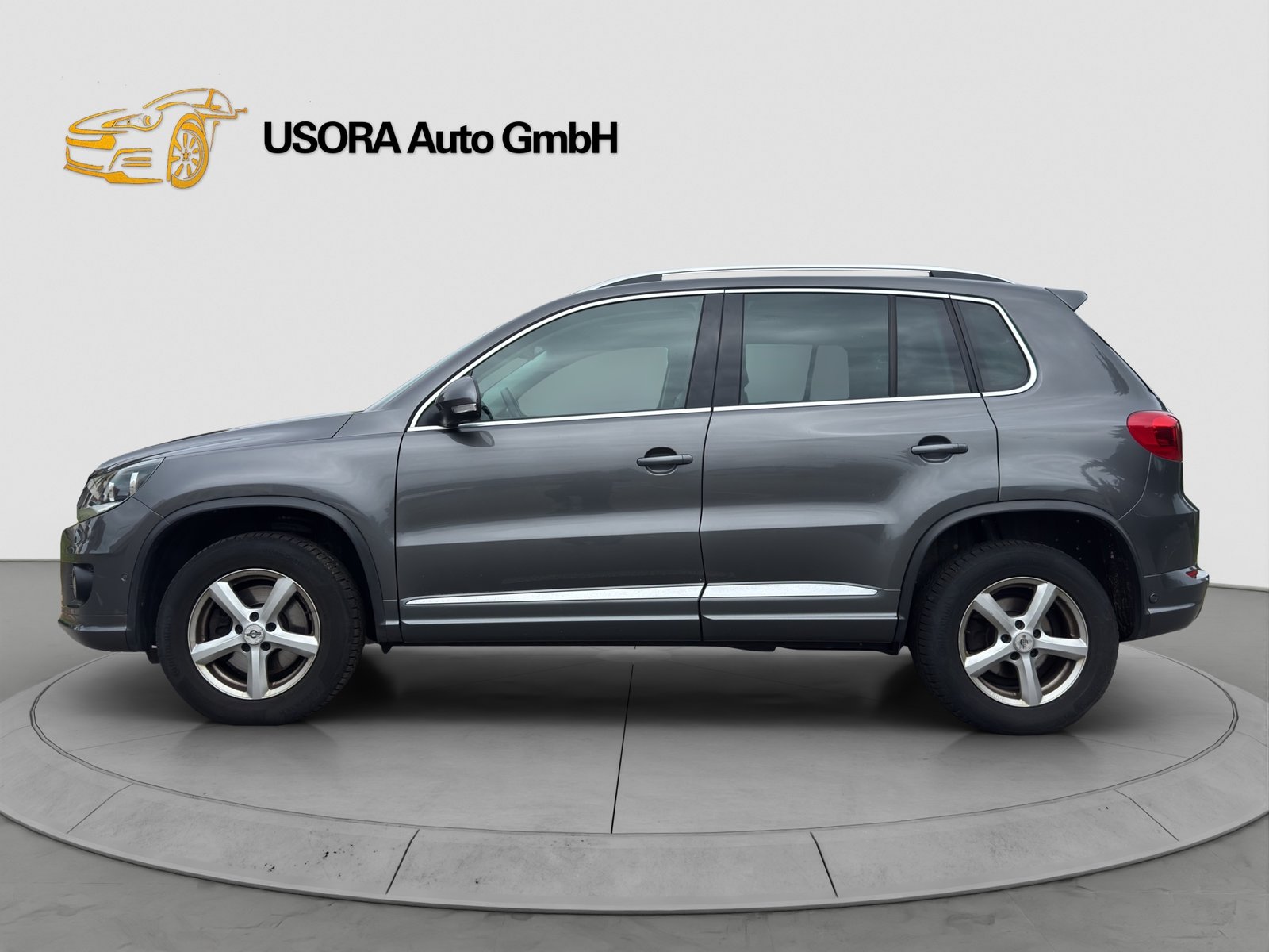 VW Tiguan 1.4 TSI R-Line Design 4Motion, Petrol, Second hand / Used, Manual - 6