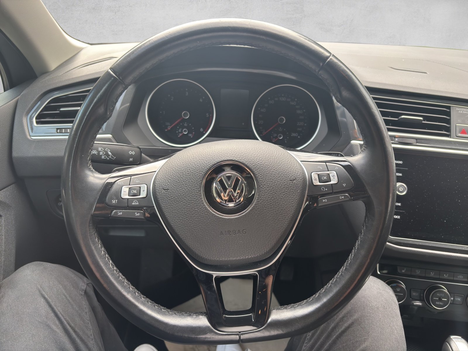 VW Tiguan 2.0 TDI SCR Trendline 4Motion DSG, Diesel, Second hand / Used, Automatic - 5