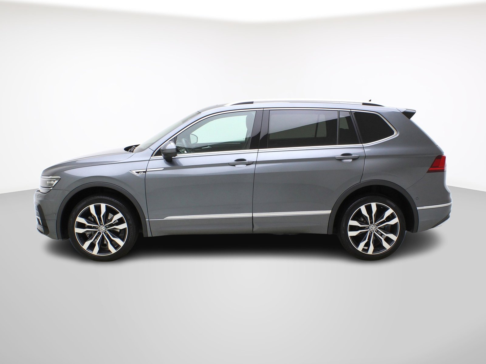 VW Tiguan Allspace 2.0 TSI DSG R-Line 4Motion, Essence, Occasion / Utilisé, Automatique - 3