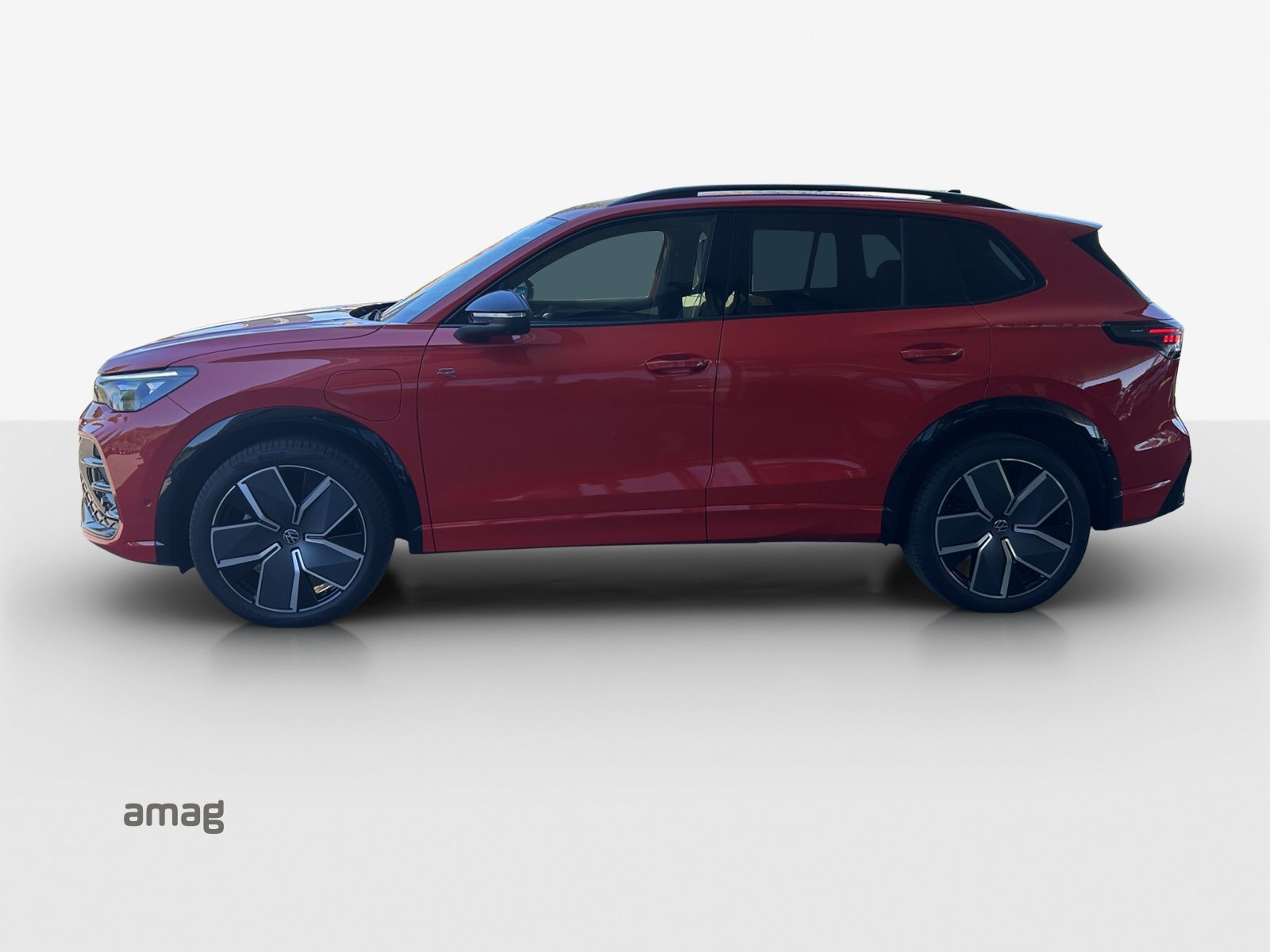 VW Tiguan R-Line, Hybride Intégral Essence/Électricité, Occasion / Utilisé, Automatique - 2