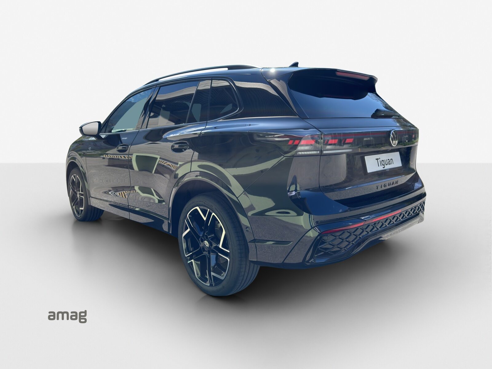 VW Tiguan R-Line, Essence, Occasion / Utilisé, Automatique - 3