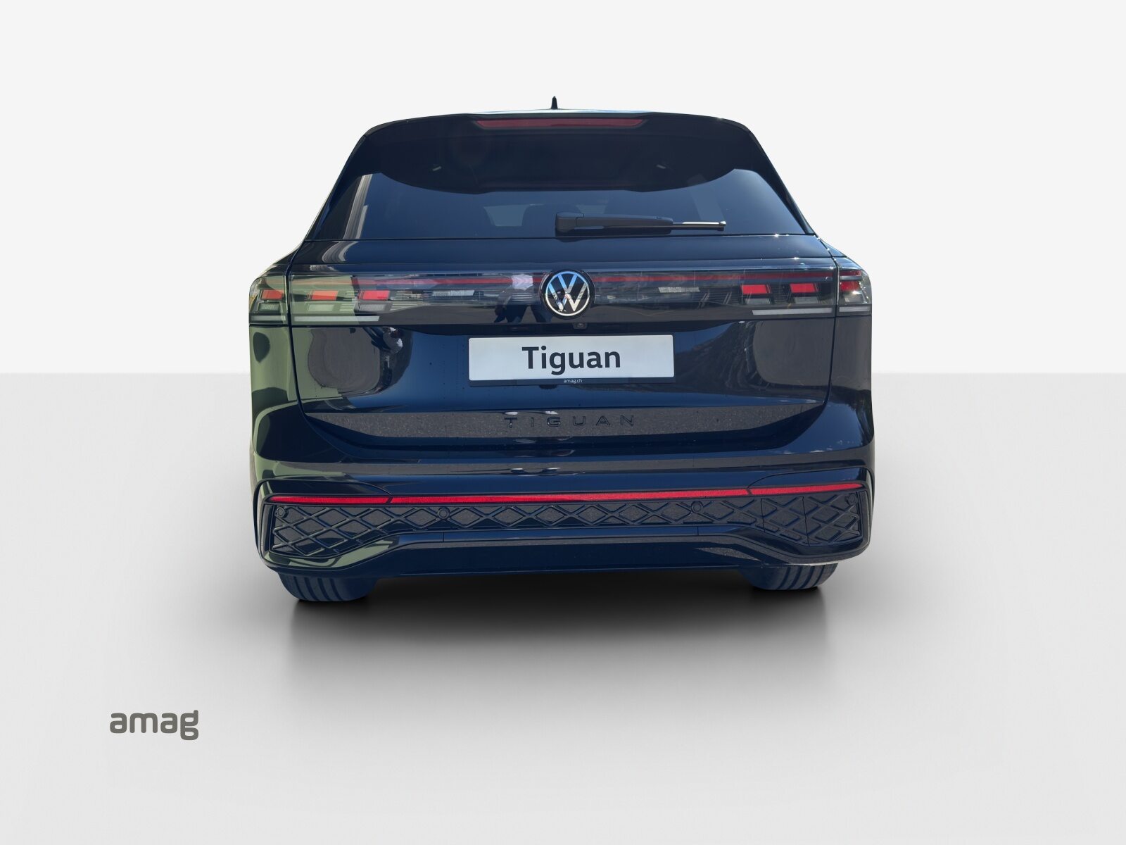 VW Tiguan R-Line, Essence, Occasion / Utilisé, Automatique - 4