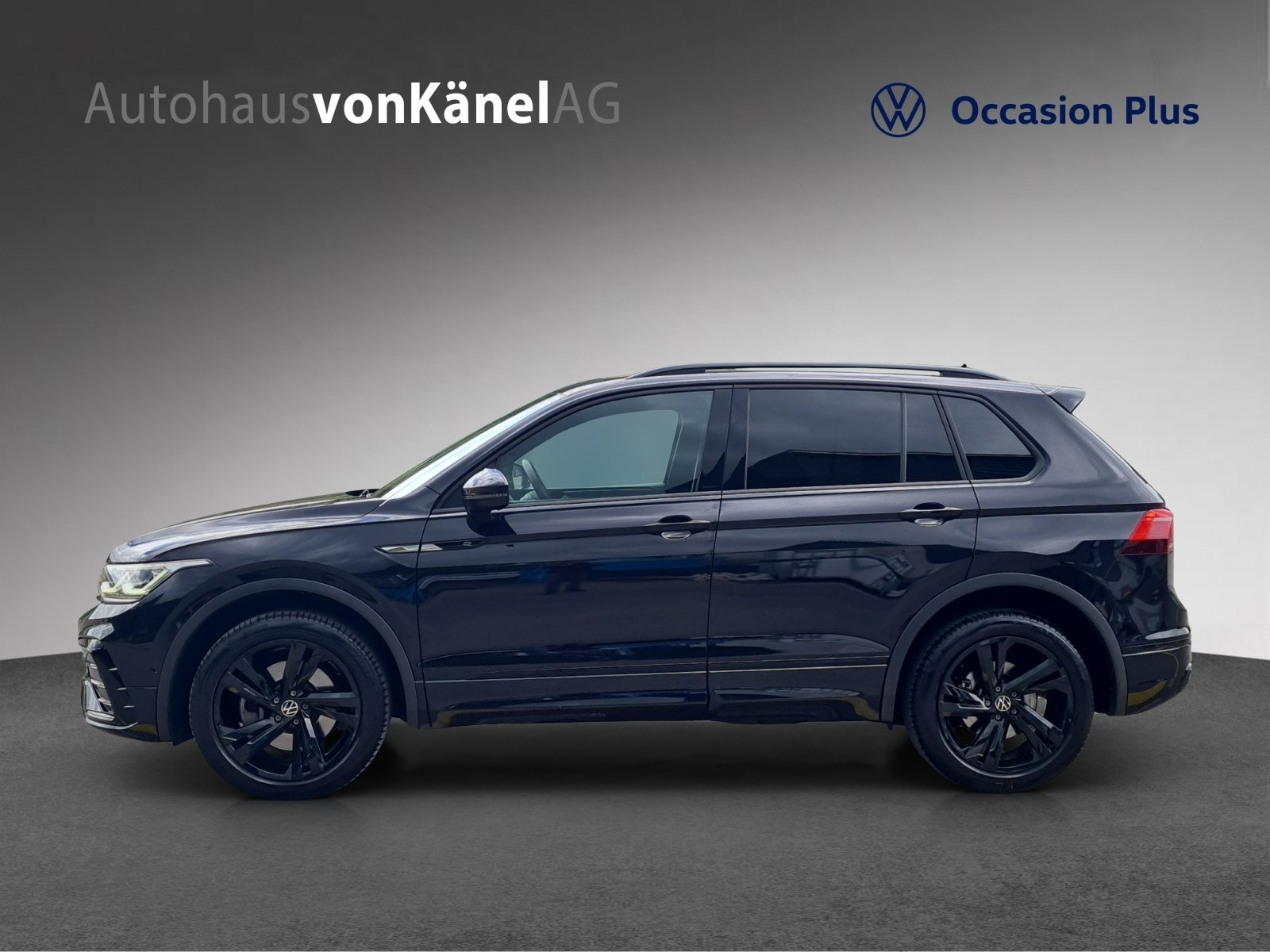 VW Tiguan R-Line, Petrol, Second hand / Used, Automatic - 2